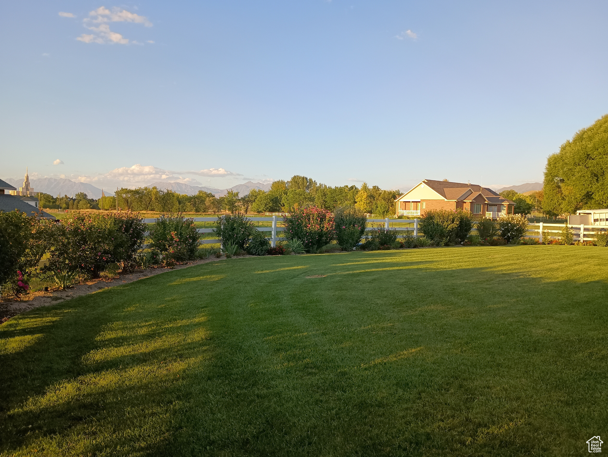 Payson, Utah, 84651, United States, 4 Bedrooms Bedrooms, ,5 BathroomsBathrooms,Residential,For Sale,1977983