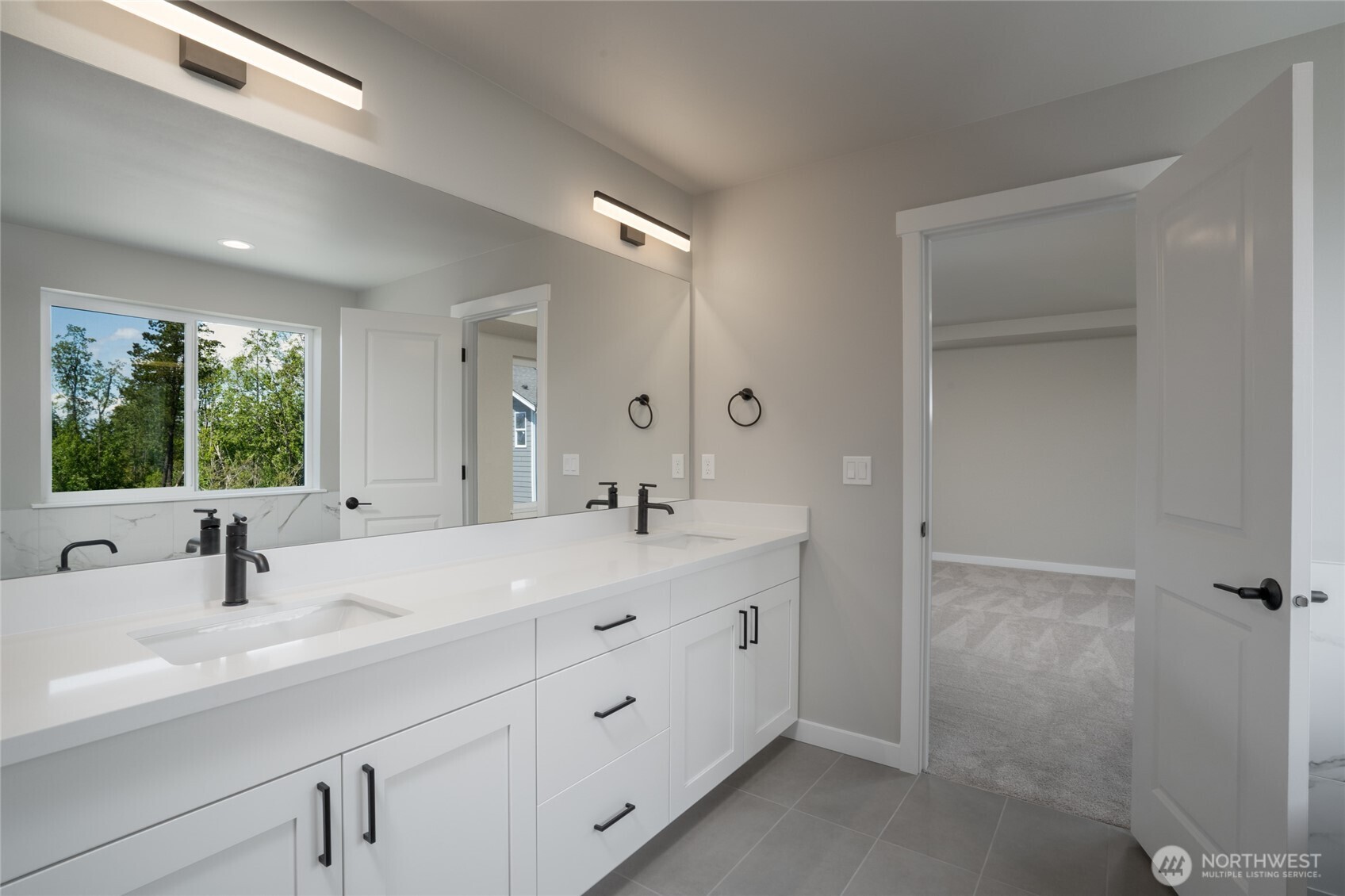 Oak Harbor, Washington, 98277, United States, 4 Bedrooms Bedrooms, ,2 BathroomsBathrooms,Residential,For Sale,1992009