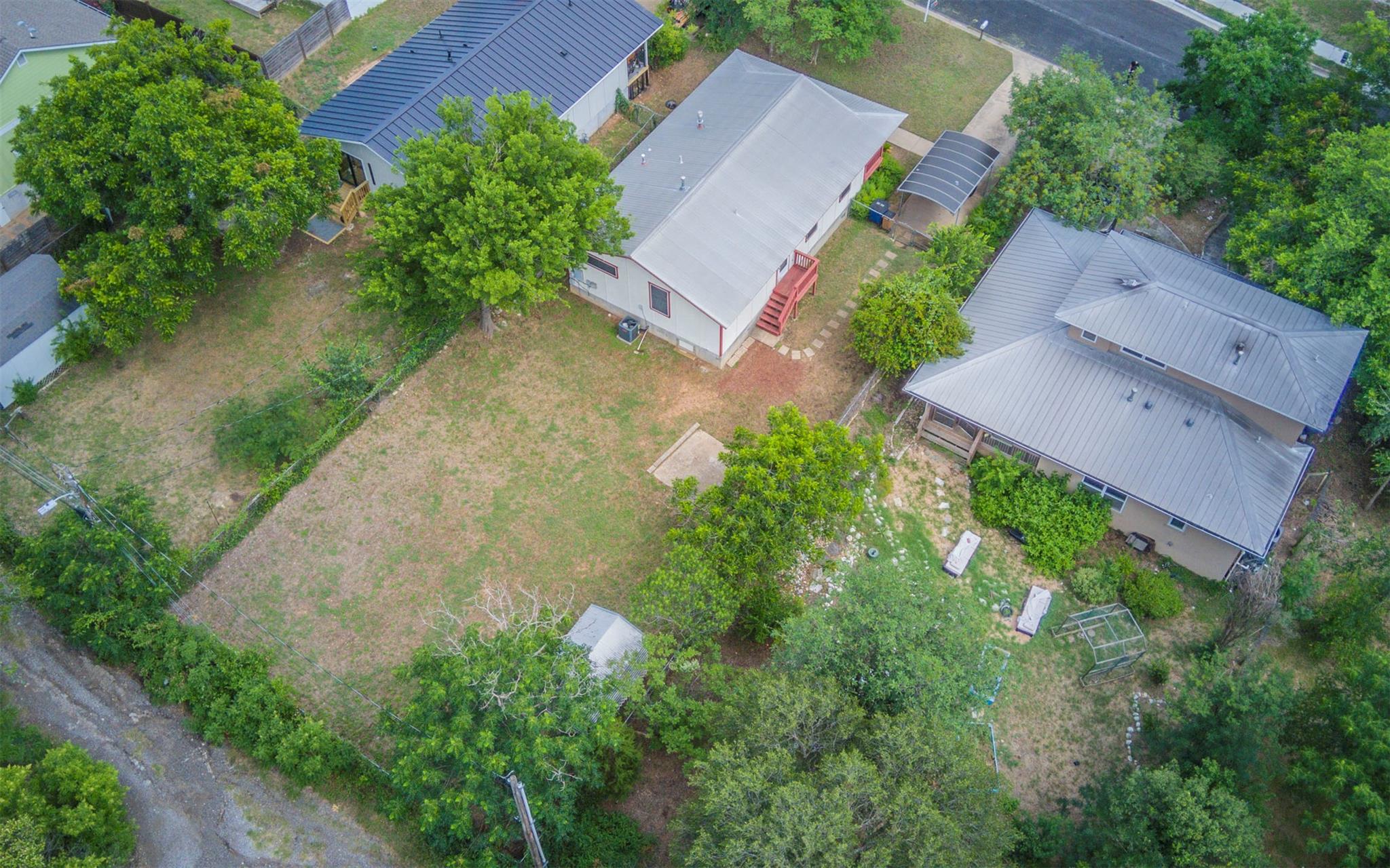 Austin, Texas, 78702, United States, 3 Bedrooms Bedrooms, ,1 BathroomBathrooms,Residential,For Sale,1887406