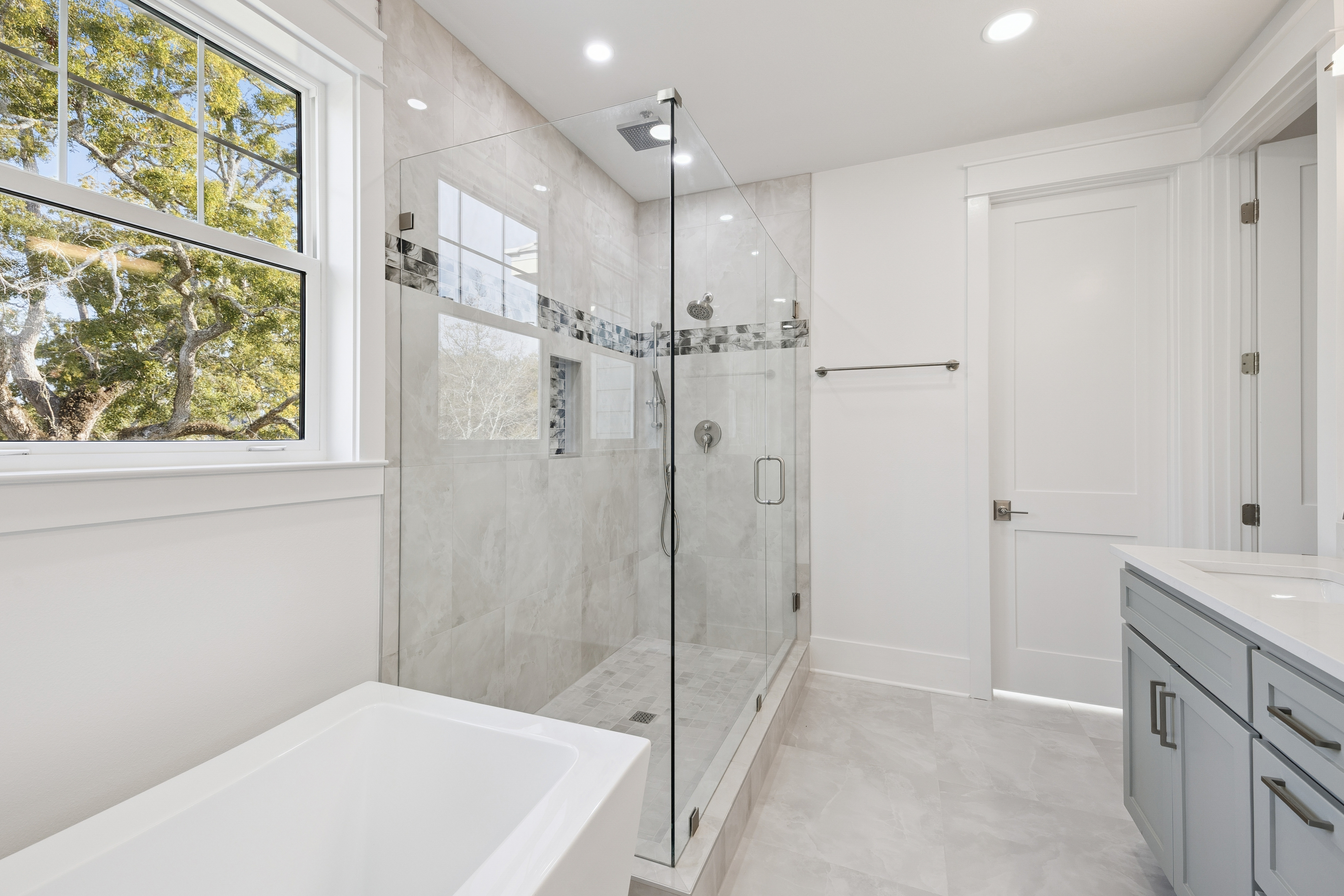  Waterfront Canal Home With Expanded Floor Plan And Bay Access - 物件實景