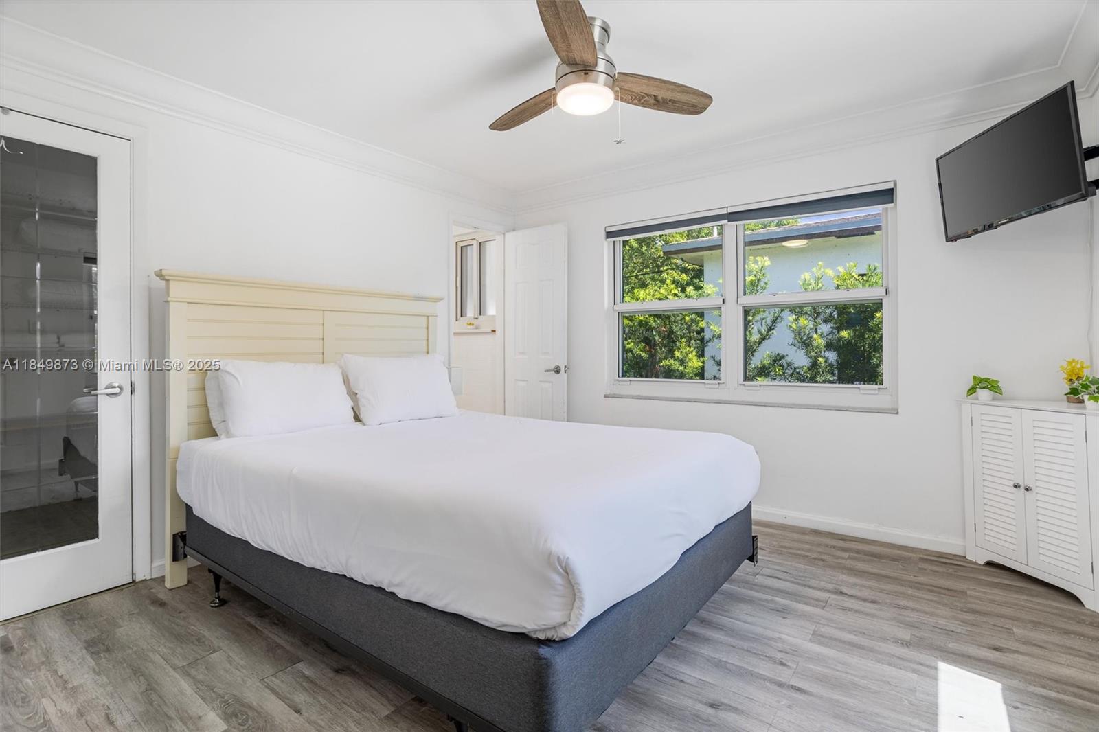 Dania Beach, Florida, 33004, United States, 3 Bedrooms Bedrooms, ,2 BathroomsBathrooms,Residential,For Sale,1907559