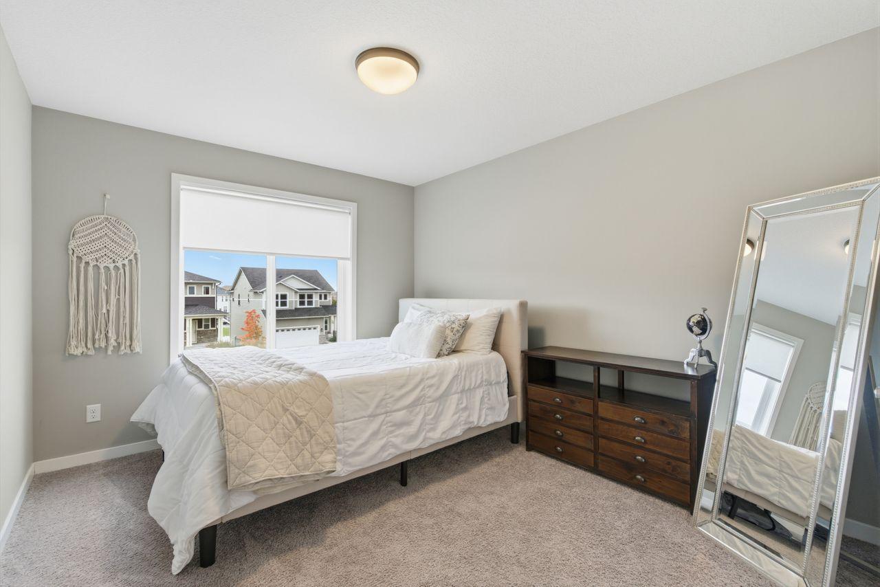 Maple Grove, Minnesota, 55369, United States, 3 Bedrooms Bedrooms, ,3 BathroomsBathrooms,Residential,For Sale,1970604