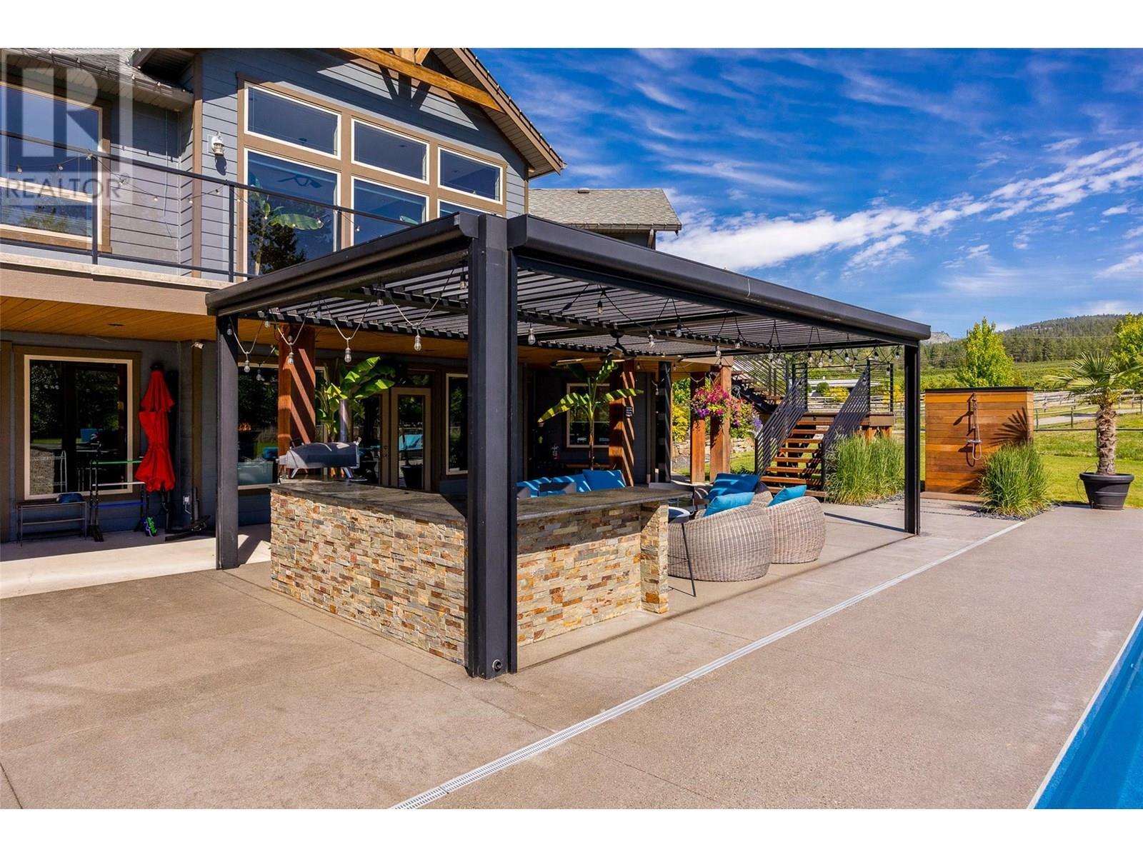 KELOWNA, British Columbia, V1W 4C5, CA, 5 Bedrooms Bedrooms, ,3 BathroomsBathrooms,Residential,For Sale,1883481