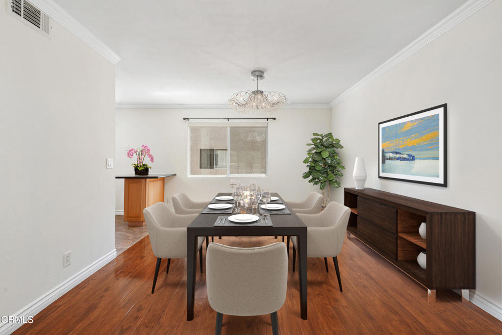 Burbank, California, 91504, United States, 4 Bedrooms Bedrooms, ,3 BathroomsBathrooms,Residential,For Sale,1896667