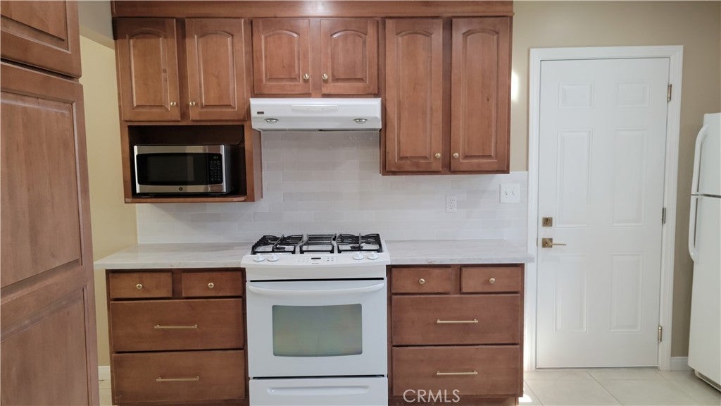 Redlands, California, 92374, United States, 4 Bedrooms Bedrooms, ,2 BathroomsBathrooms,Residential,For Sale,1985724