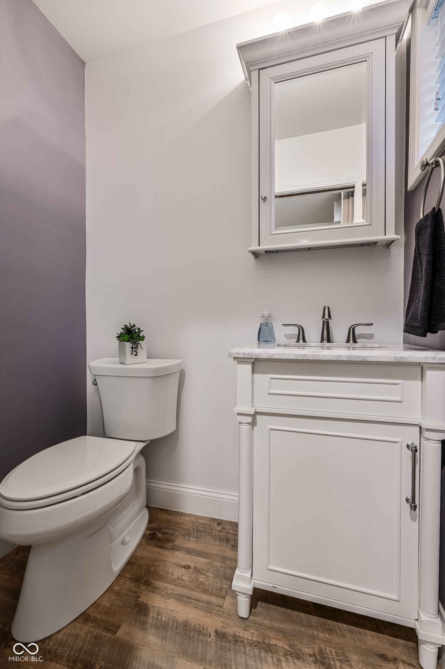 Carmel, Indiana, 46033, United States, 4 Bedrooms Bedrooms, ,4 BathroomsBathrooms,Residential,For Sale,1977352