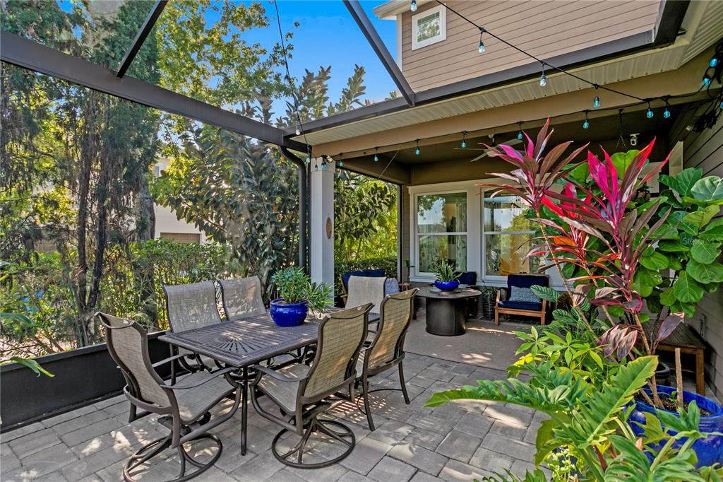 Lithia, Florida, 33547, United States, 5 Bedrooms Bedrooms, ,4 BathroomsBathrooms,Residential,For Sale,1997364