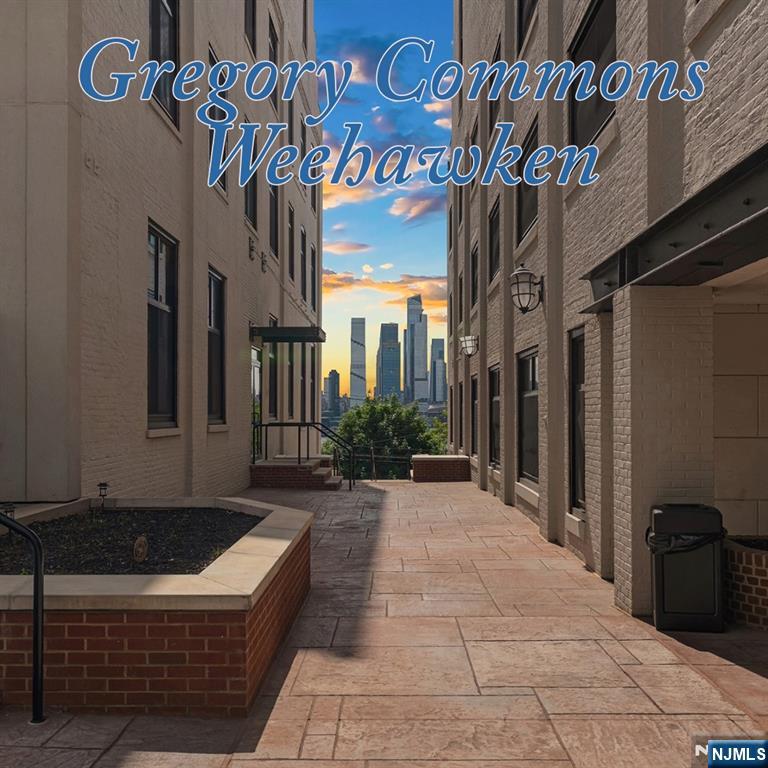 Weehawken, New Jersey, 07086, United States, 2 Bedrooms Bedrooms, ,2 BathroomsBathrooms,Residential,For Sale,1840362