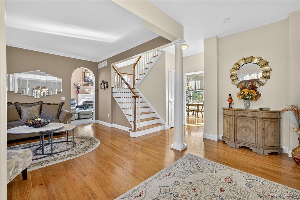 Hopewell Junction, New York, 12533, United States, 4 Bedrooms Bedrooms, ,3 BathroomsBathrooms,Residential,For Sale,1984445