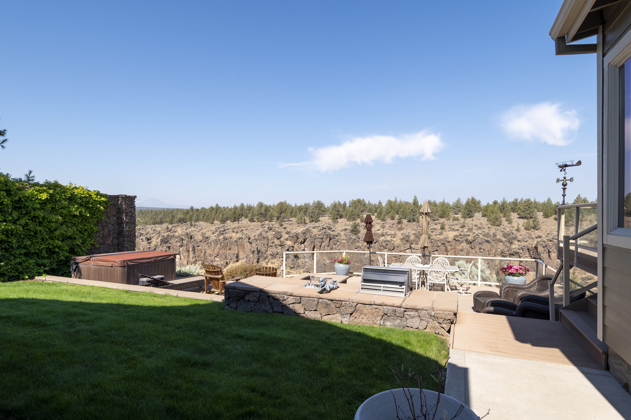 1841 NW 57th Way, Redmond, Oregon, 97756, United States, 4 Bedrooms Bedrooms, ,5 BathroomsBathrooms,Residential,For Sale,1841 NW 57th Way,1617281