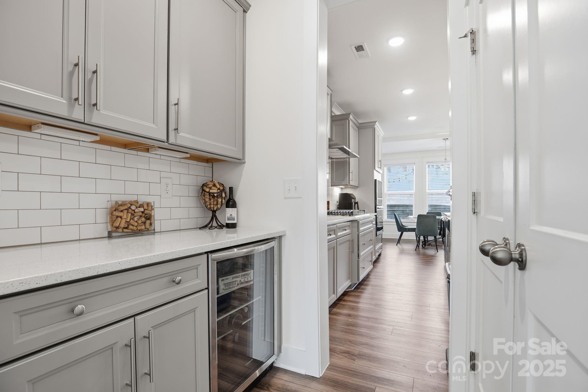 Huntersville, North Carolina, 28078, United States, 6 Bedrooms Bedrooms, ,5 BathroomsBathrooms,Residential,For Sale,1988370