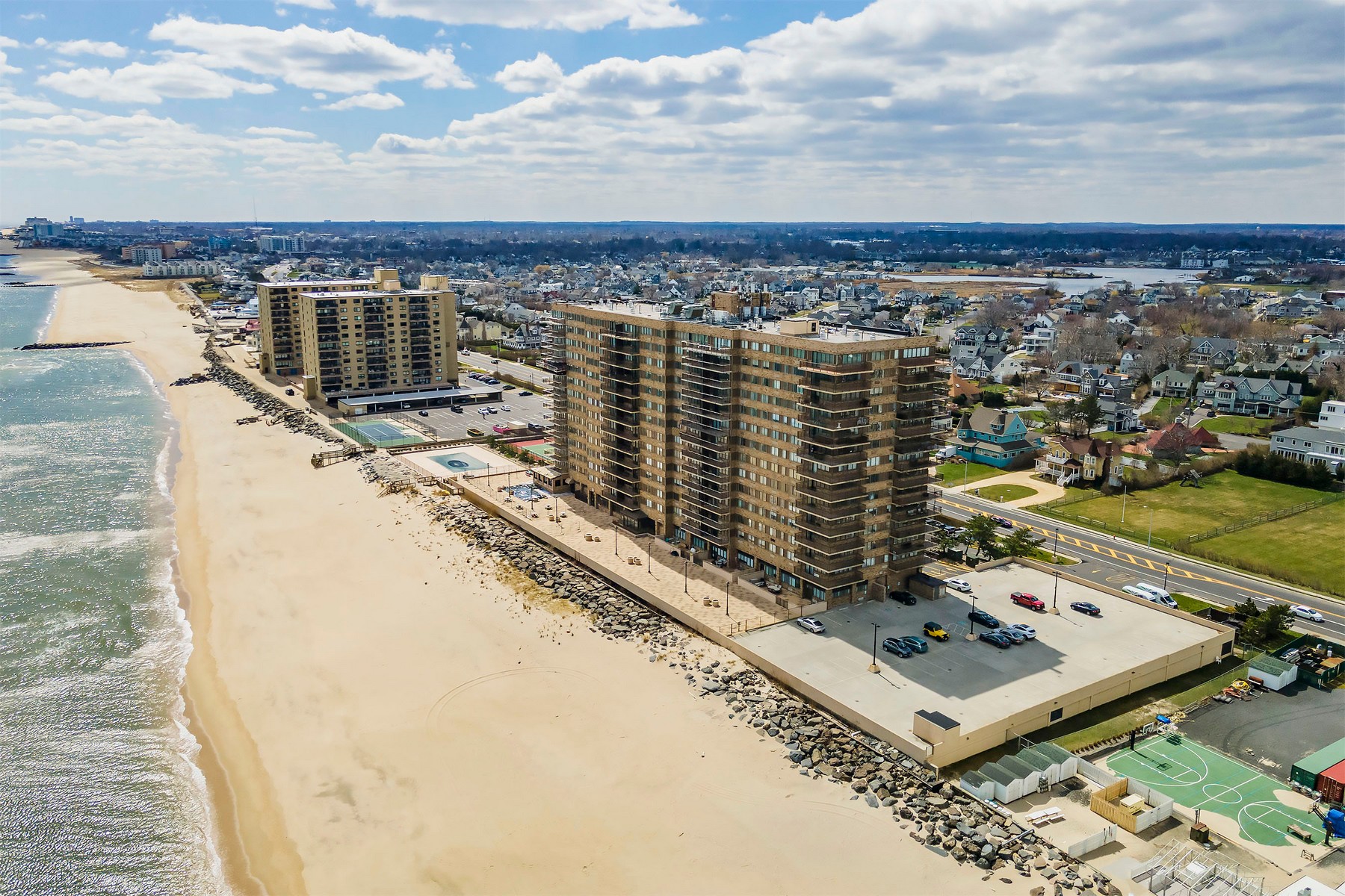  Premier Oceanfront Living - 物件實景