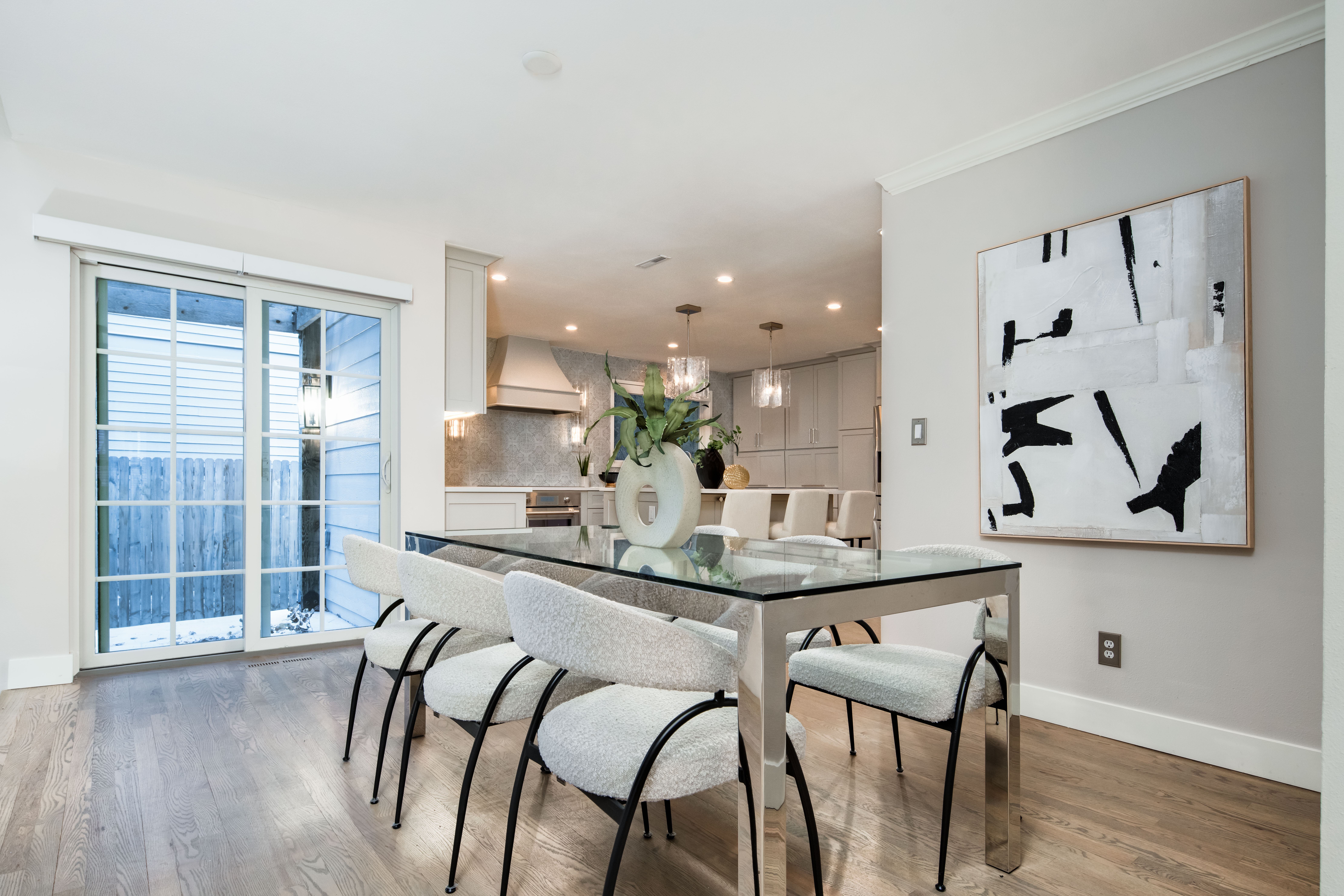  Beautifully remodeled and meticulously maintained - 物件實景