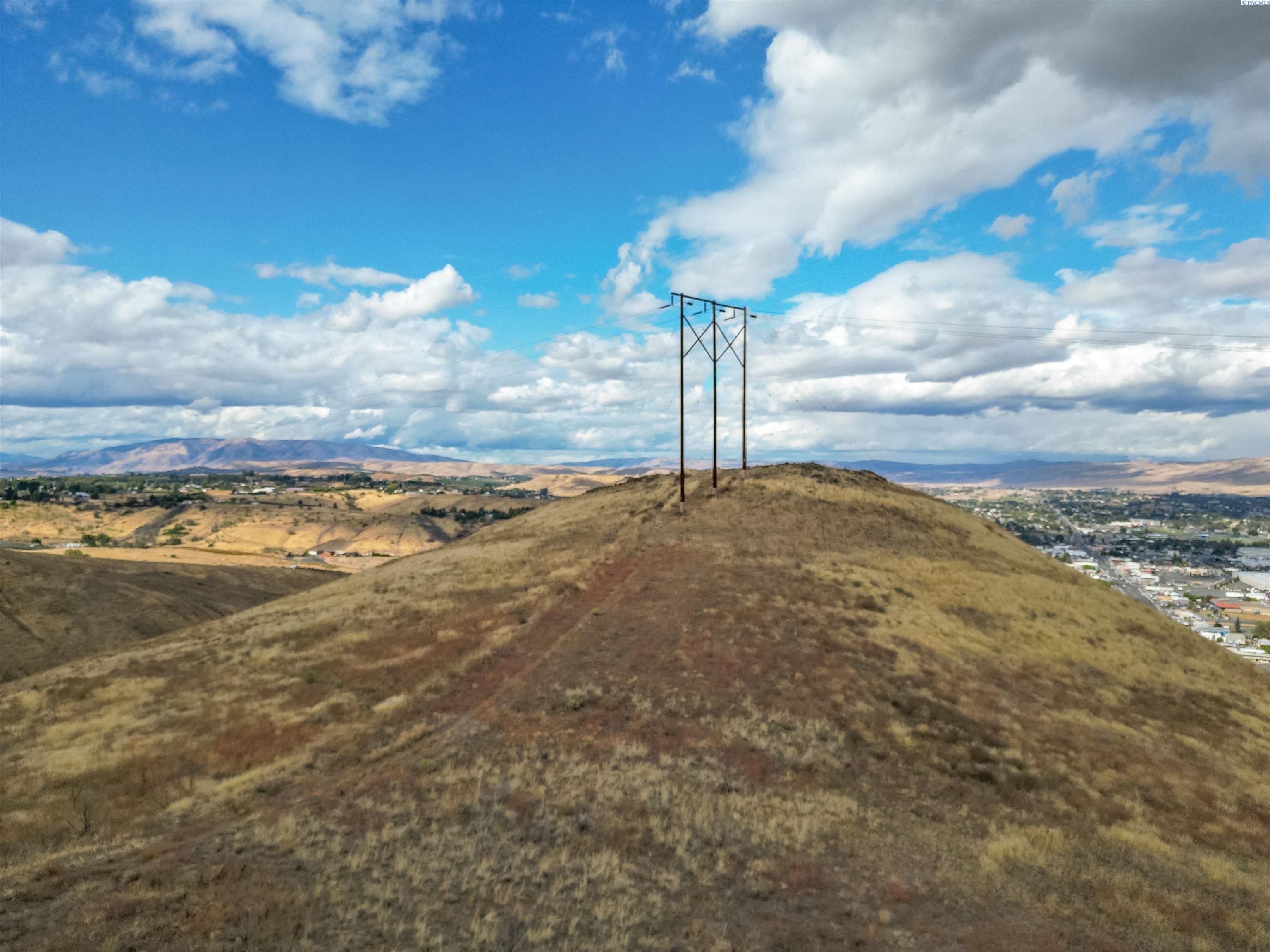 Selah, Washington, 98942, United States, ,Land,For Sale,1977738
