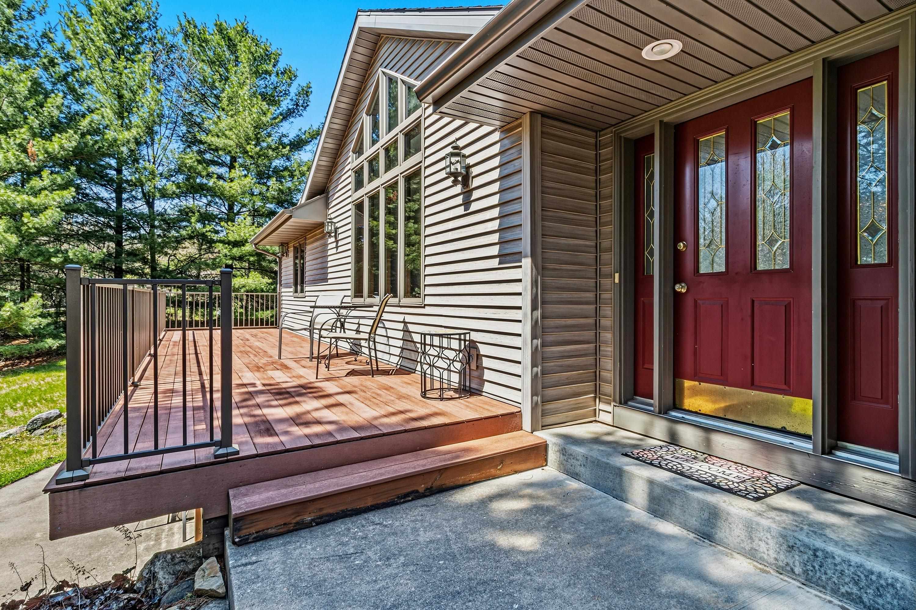 Spring Green, Wisconsin, 53588, United States, 4 Bedrooms Bedrooms, ,4 BathroomsBathrooms,Residential,For Sale,2040175