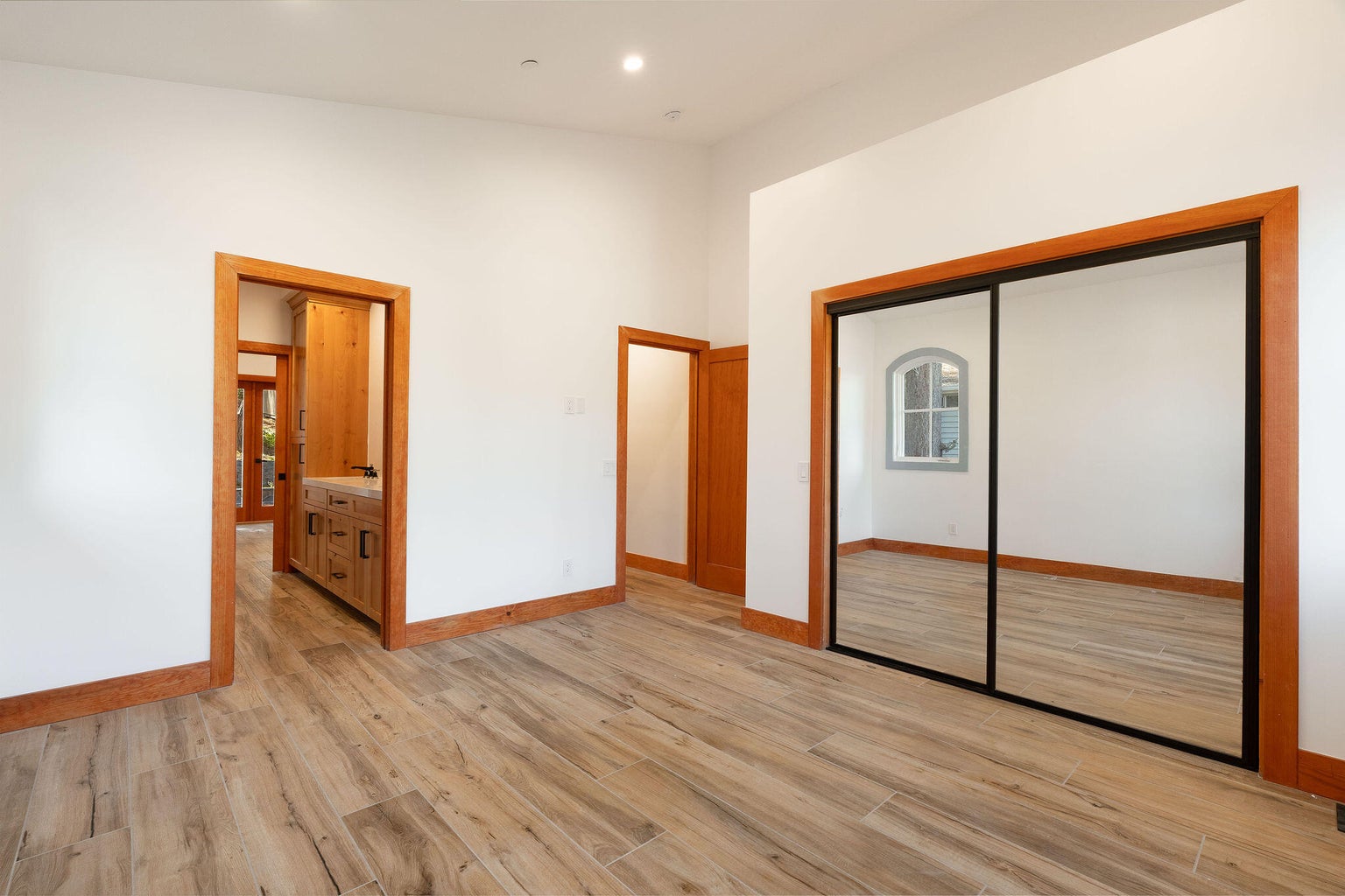 Idyllwild, California, 92549, United States, 3 Bedrooms Bedrooms, ,2 BathroomsBathrooms,Residential,For Sale,1974453