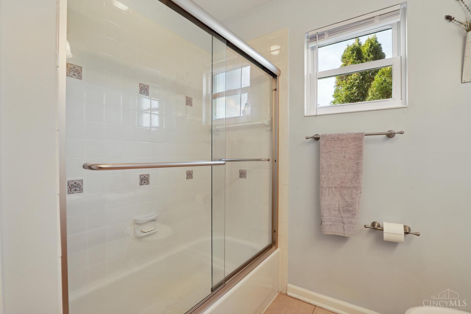 Batavia, Ohio, 45103, United States, 3 Bedrooms Bedrooms, ,3 BathroomsBathrooms,Residential,For Sale,1993169