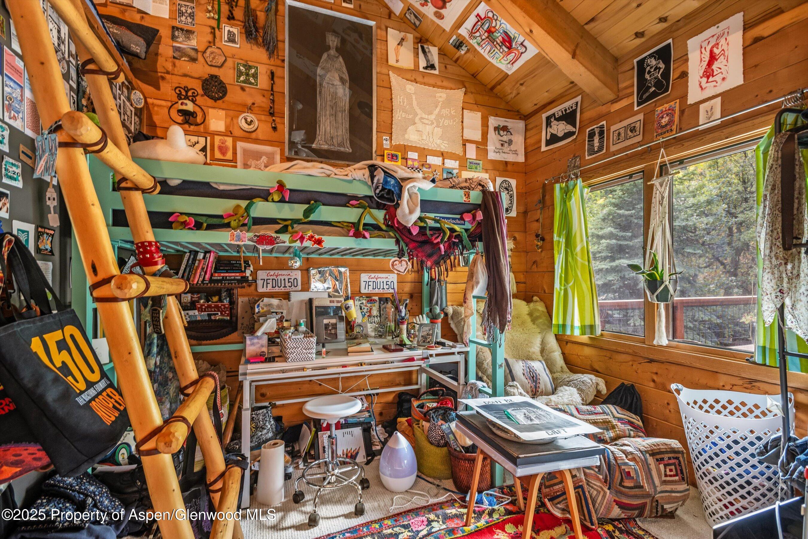 Carbondale, Colorado, 81623, United States, 3 Bedrooms Bedrooms, ,2 BathroomsBathrooms,Residential,For Sale,1989332