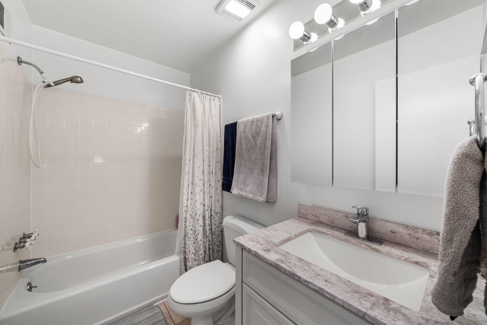  1722 Cy Court, Vienna, VA, 22182 - 物件實景