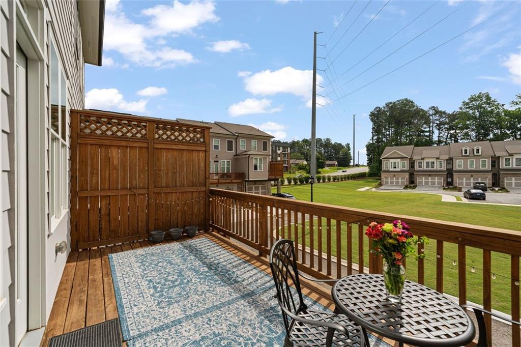 Cumming, Georgia, 30040, United States, 3 Bedrooms Bedrooms, ,4 BathroomsBathrooms,Residential,For Sale,1929087