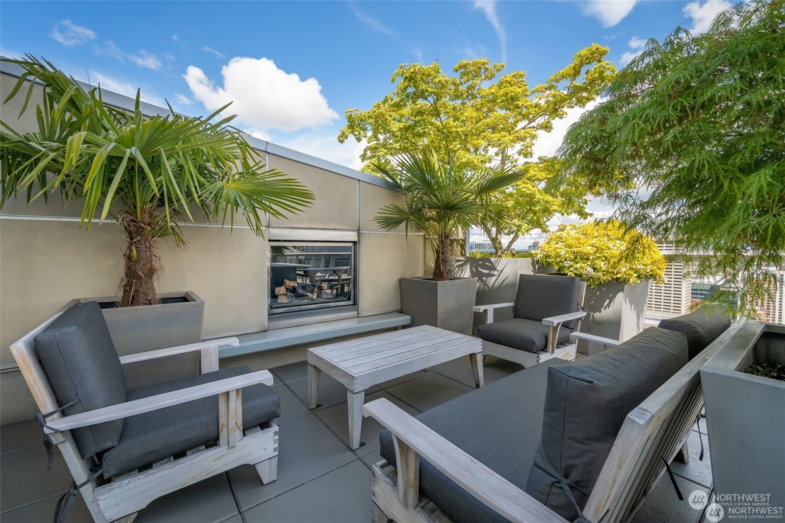 Seattle, Washington, 98101, United States, 2 Bedrooms Bedrooms, ,2 BathroomsBathrooms,Residential,For Sale,1699073