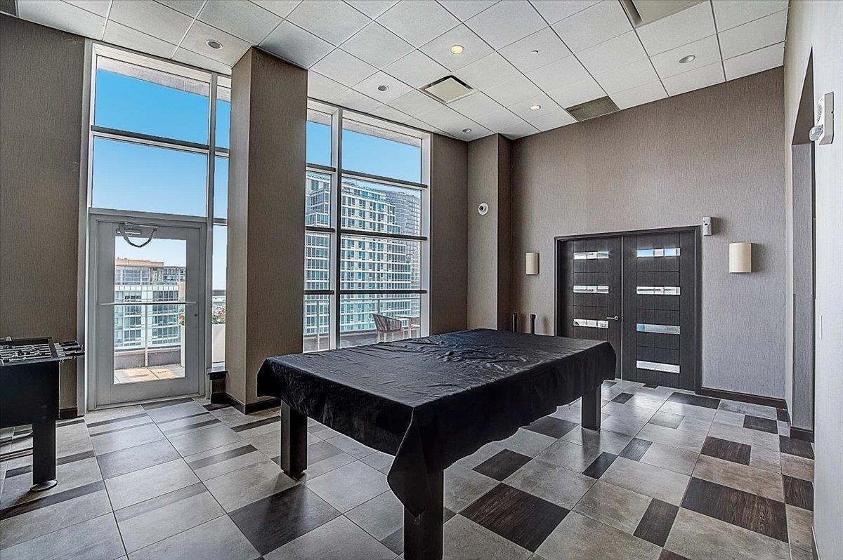 Jersey City, New Jersey, 07310, United States, 2 Bedrooms Bedrooms, ,2 BathroomsBathrooms,Residential,For Sale,1874794