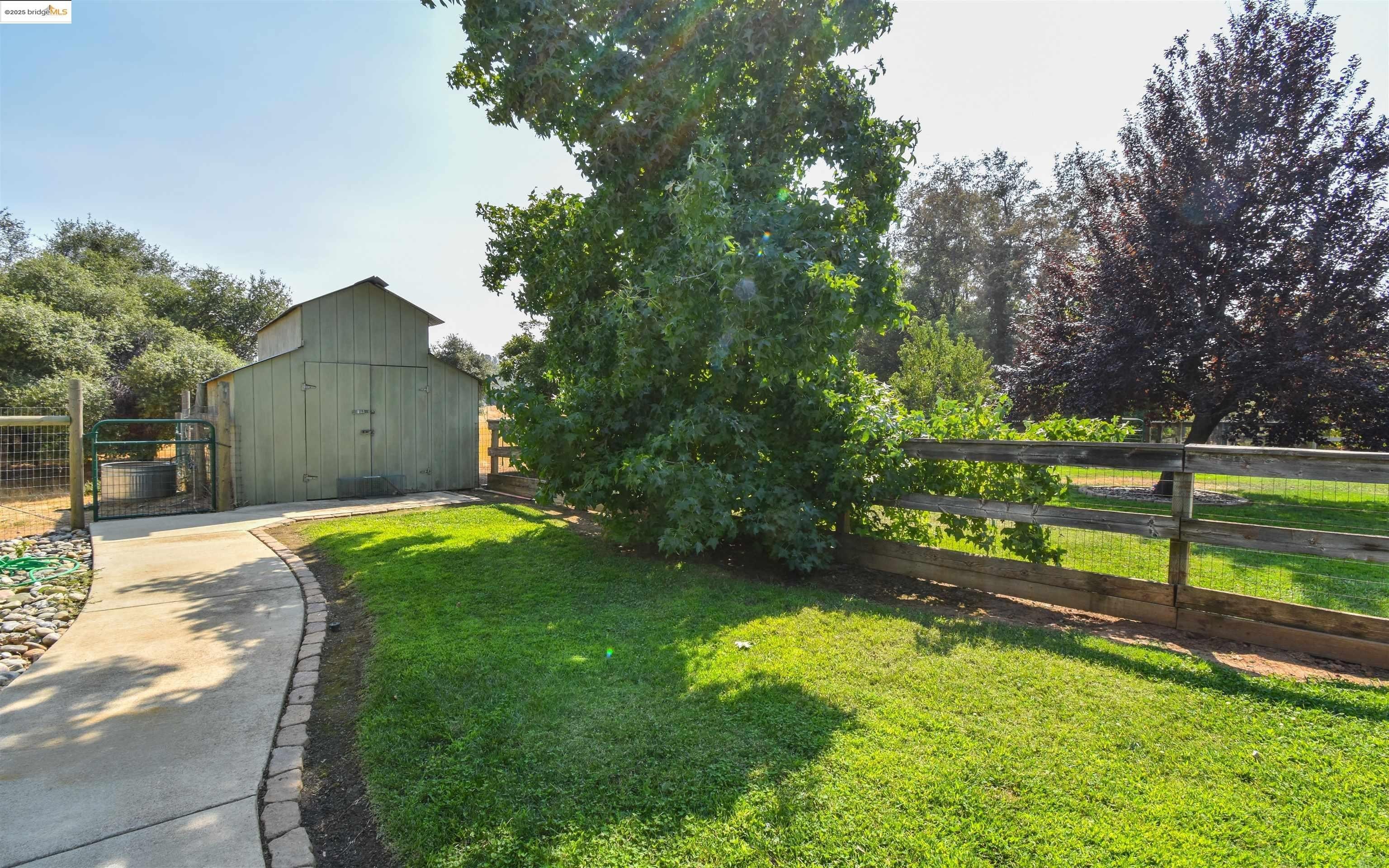 Columbia, California, 95310, United States, 3 Bedrooms Bedrooms, ,2 BathroomsBathrooms,Residential,For Sale,1941658