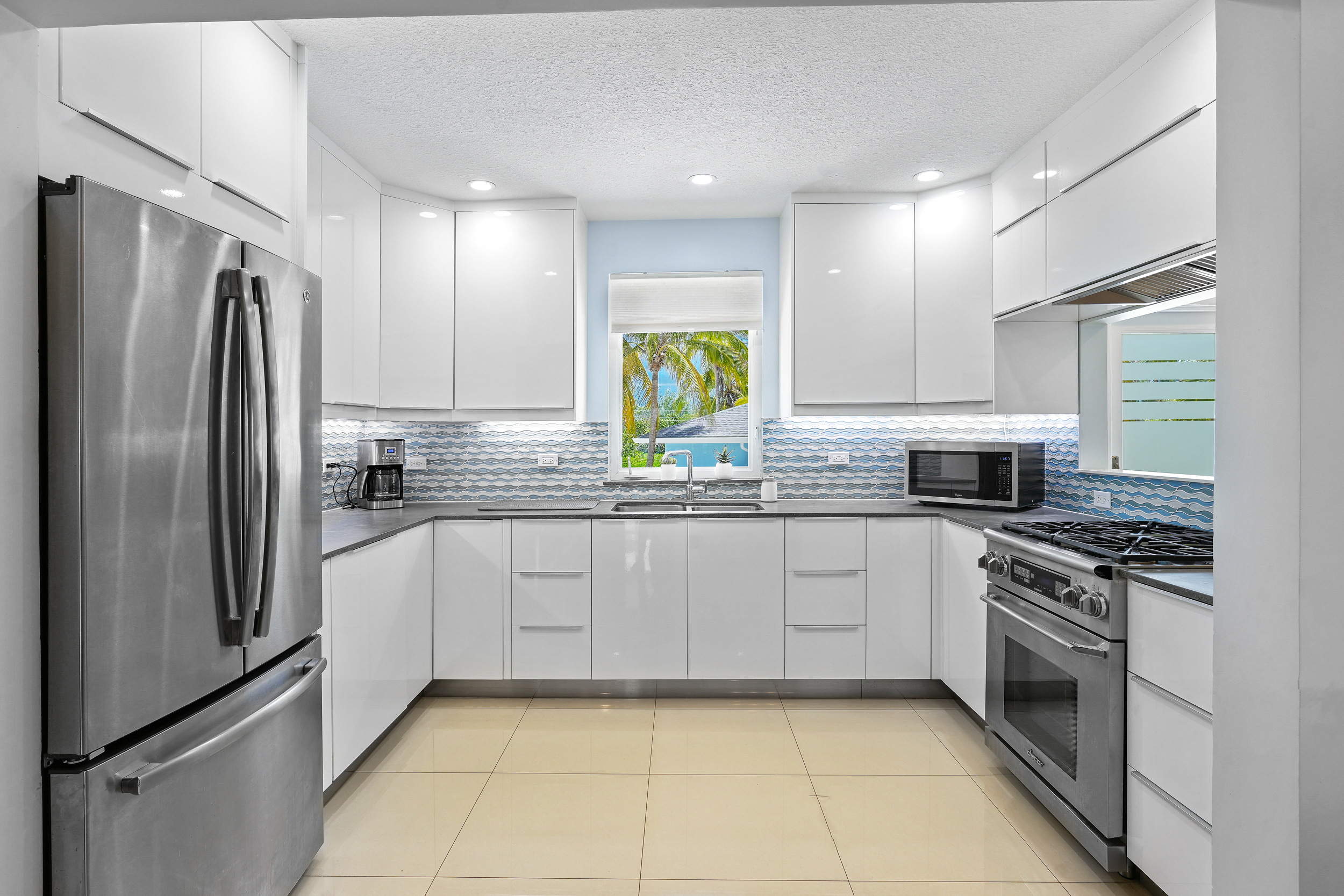  No Big Ting - Cayman Kai beachfront - 物件實景