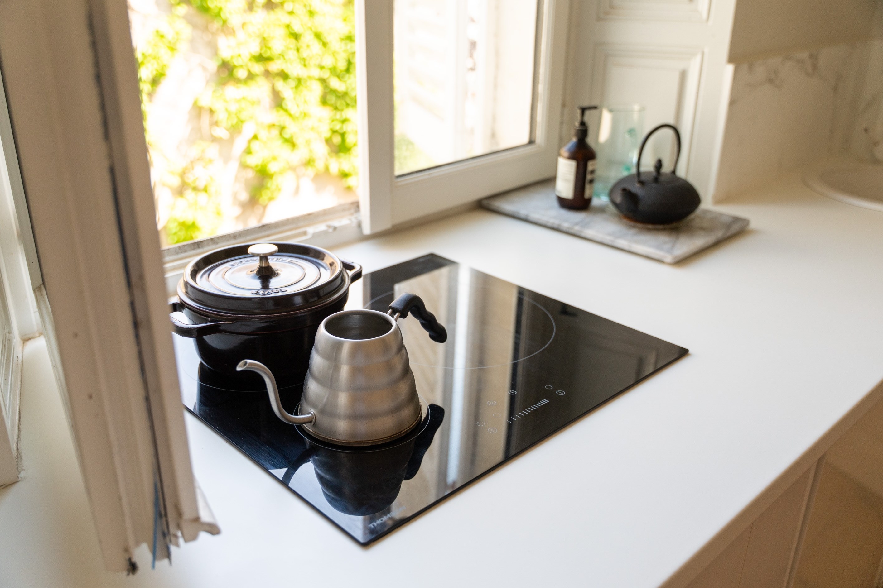  A refined urban retreat, ideally located just steps from the harbour and the ci… - 物件實景
