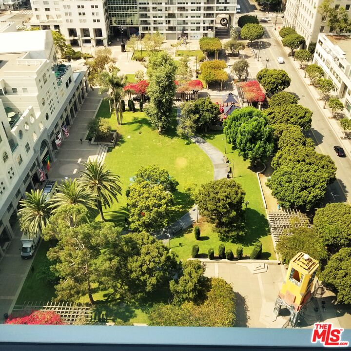 Los Angeles, California, 90015, United States, 1 Bedroom Bedrooms, ,1 BathroomBathrooms,Residential,For Sale,1911768