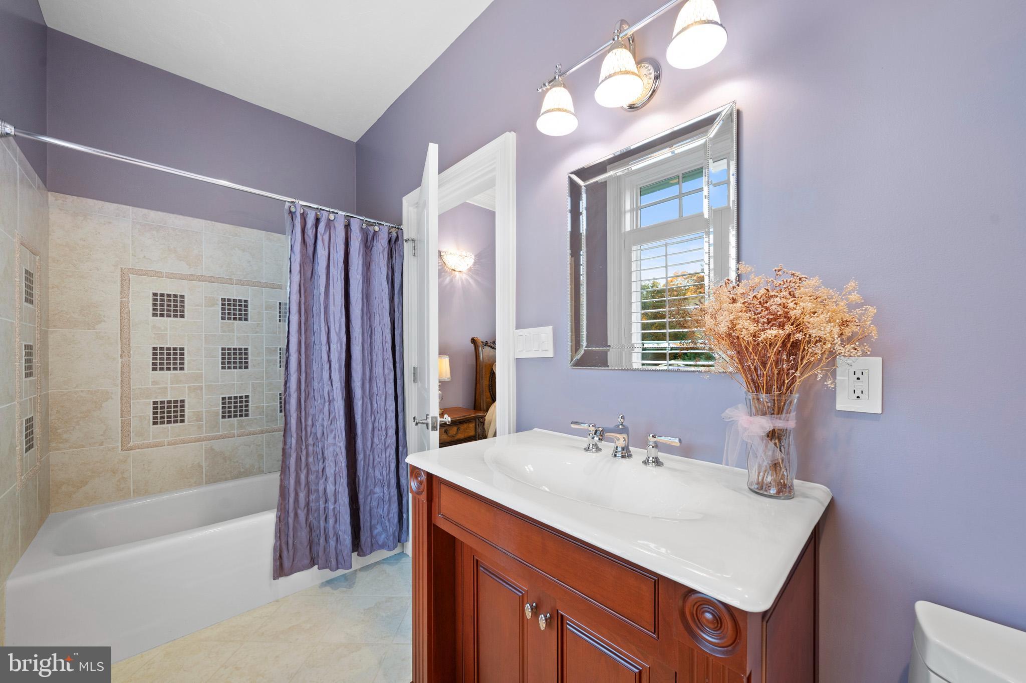 Lusby, Maryland, 20657, United States, 4 Bedrooms Bedrooms, ,6 BathroomsBathrooms,Residential,For Sale,1990435