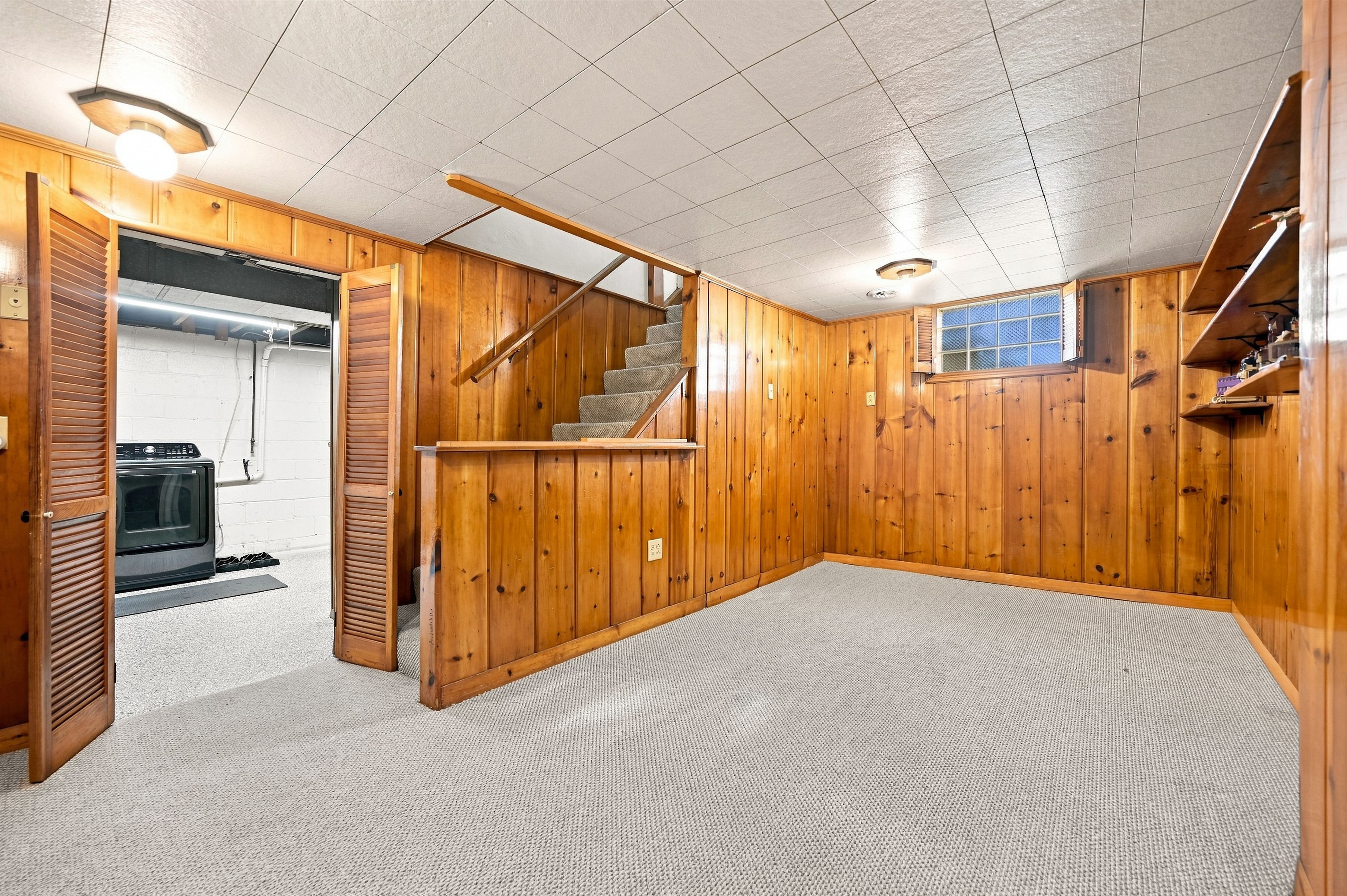  501 Sunnyland Avenue, Pittsburgh, PA 15227 - 物件實景