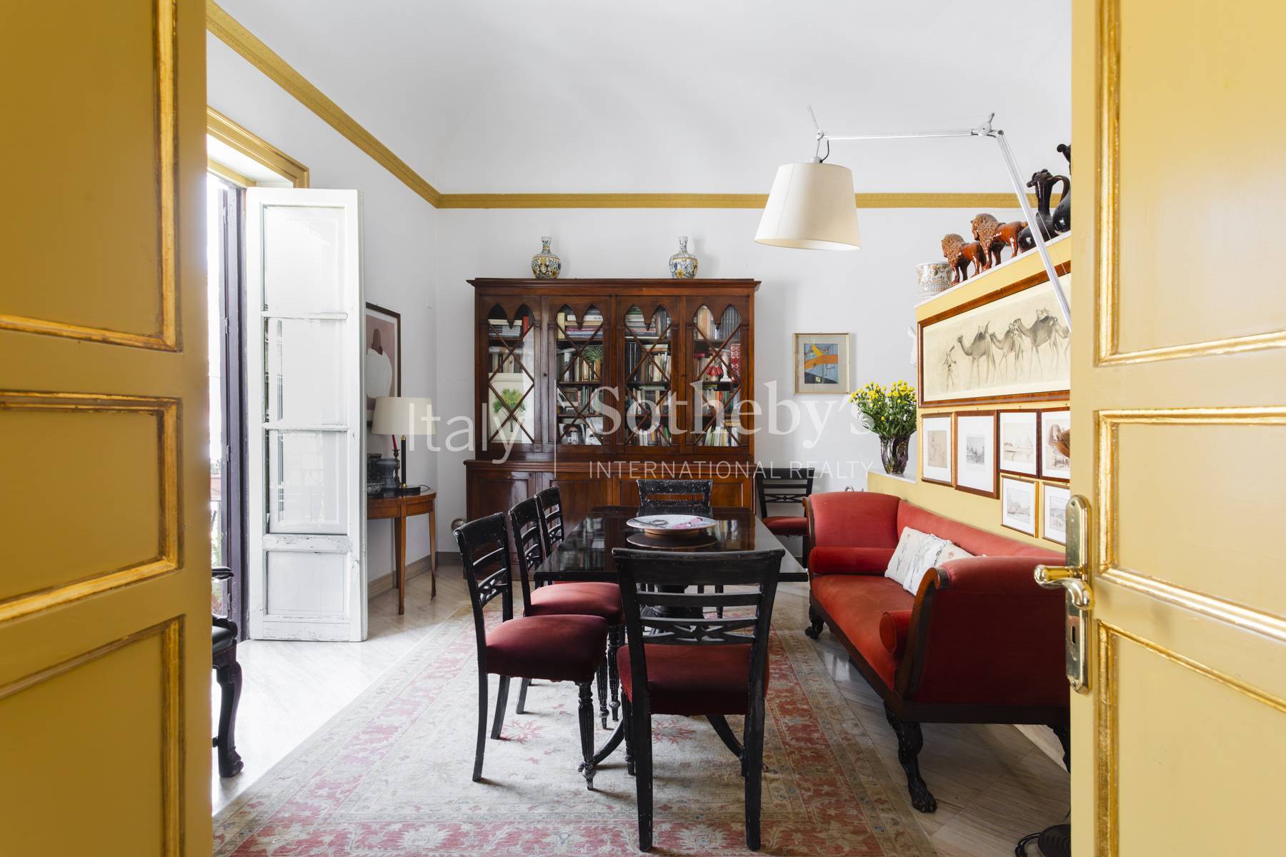  Elegant apartment in Palermo