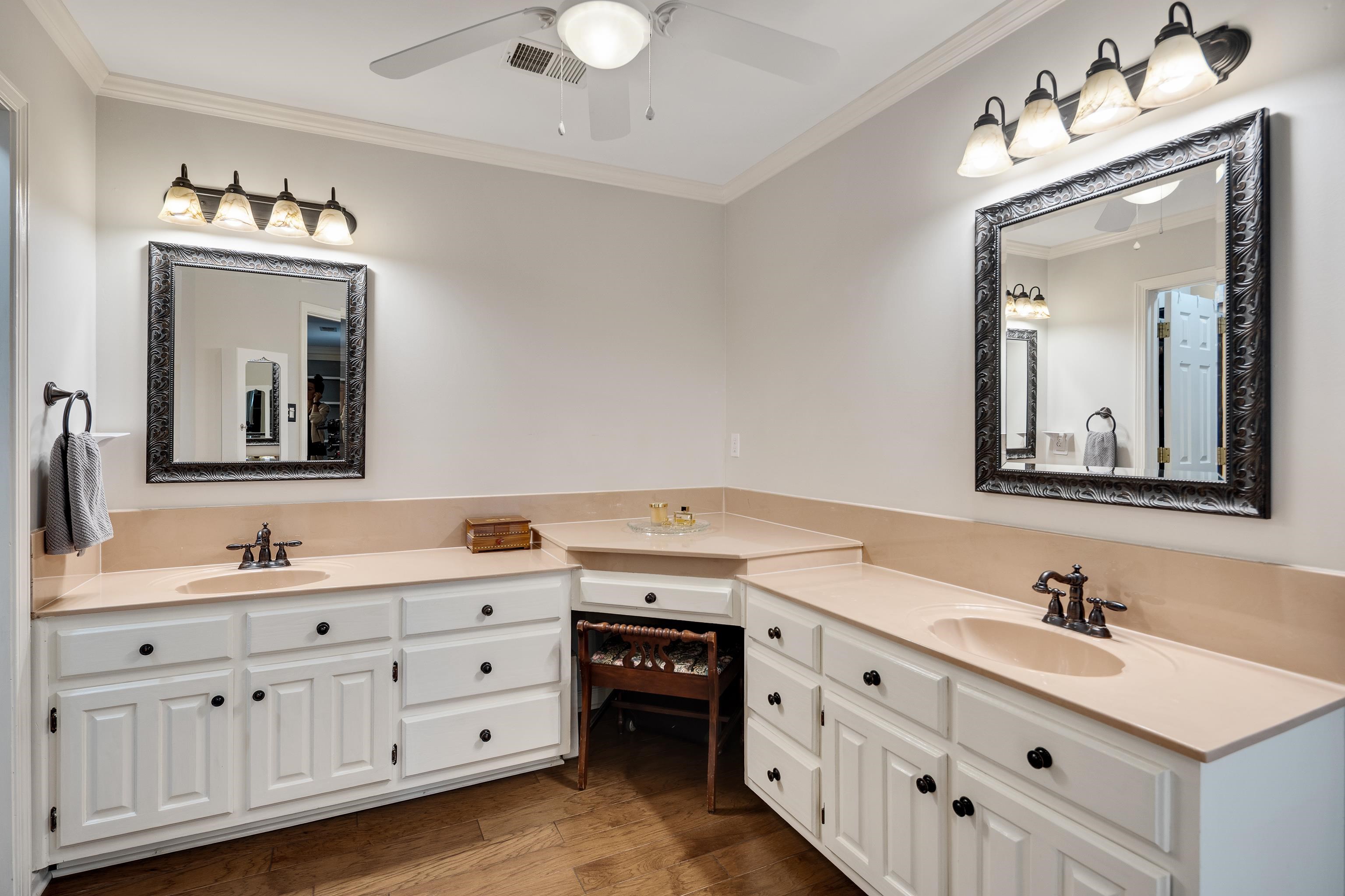 Memphis, Tennessee, 38117, United States, 4 Bedrooms Bedrooms, ,3 BathroomsBathrooms,Residential,For Sale,1972441