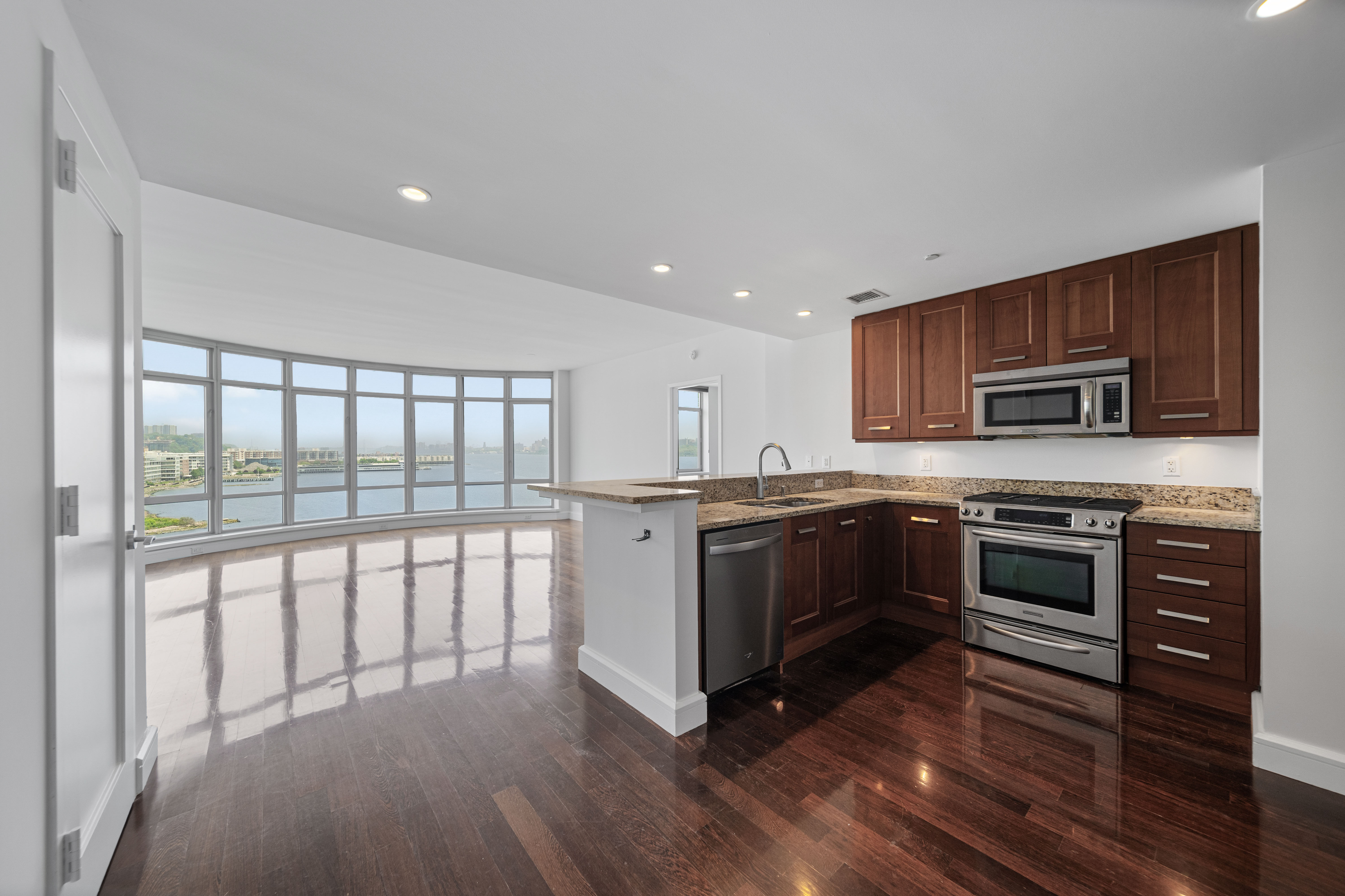  8100 River Road Unit # 915, North Bergen, NJ 07047 - 物件實景