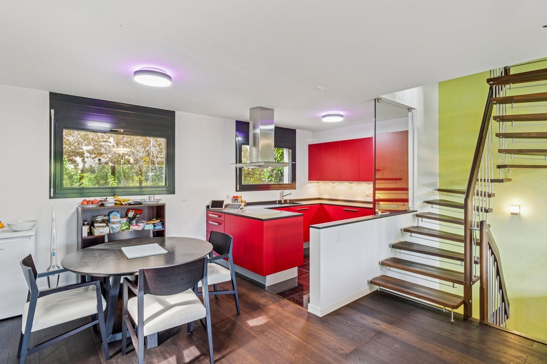  Spacious 200 m² townhouse with a view of the lake. - 物件實景