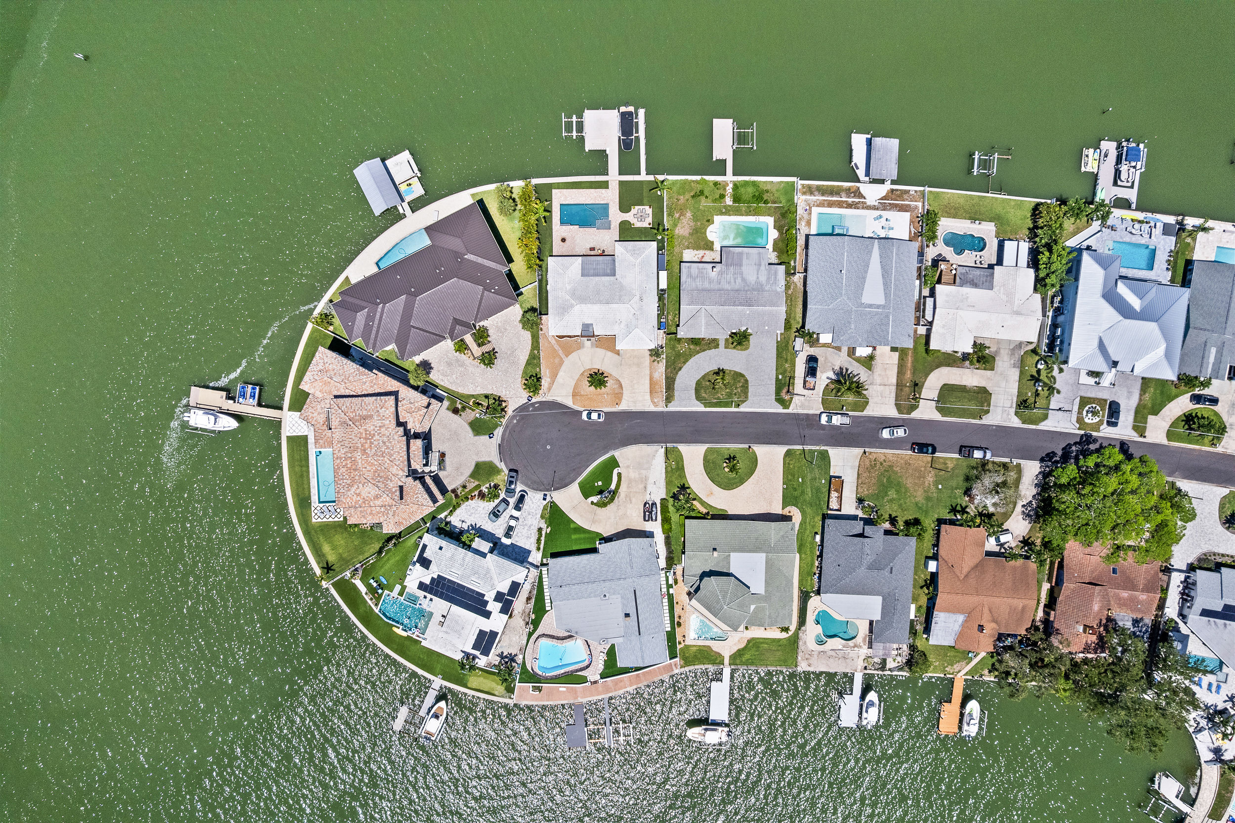 Seminole, Florida, 33772, United States, 3 Bedrooms Bedrooms, ,3 BathroomsBathrooms,Residential,For Sale,1900666