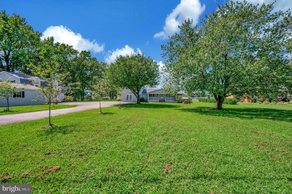 Hague, Virginia, 22469, United States, 4 Bedrooms Bedrooms, ,3 BathroomsBathrooms,Residential,For Sale,1944720