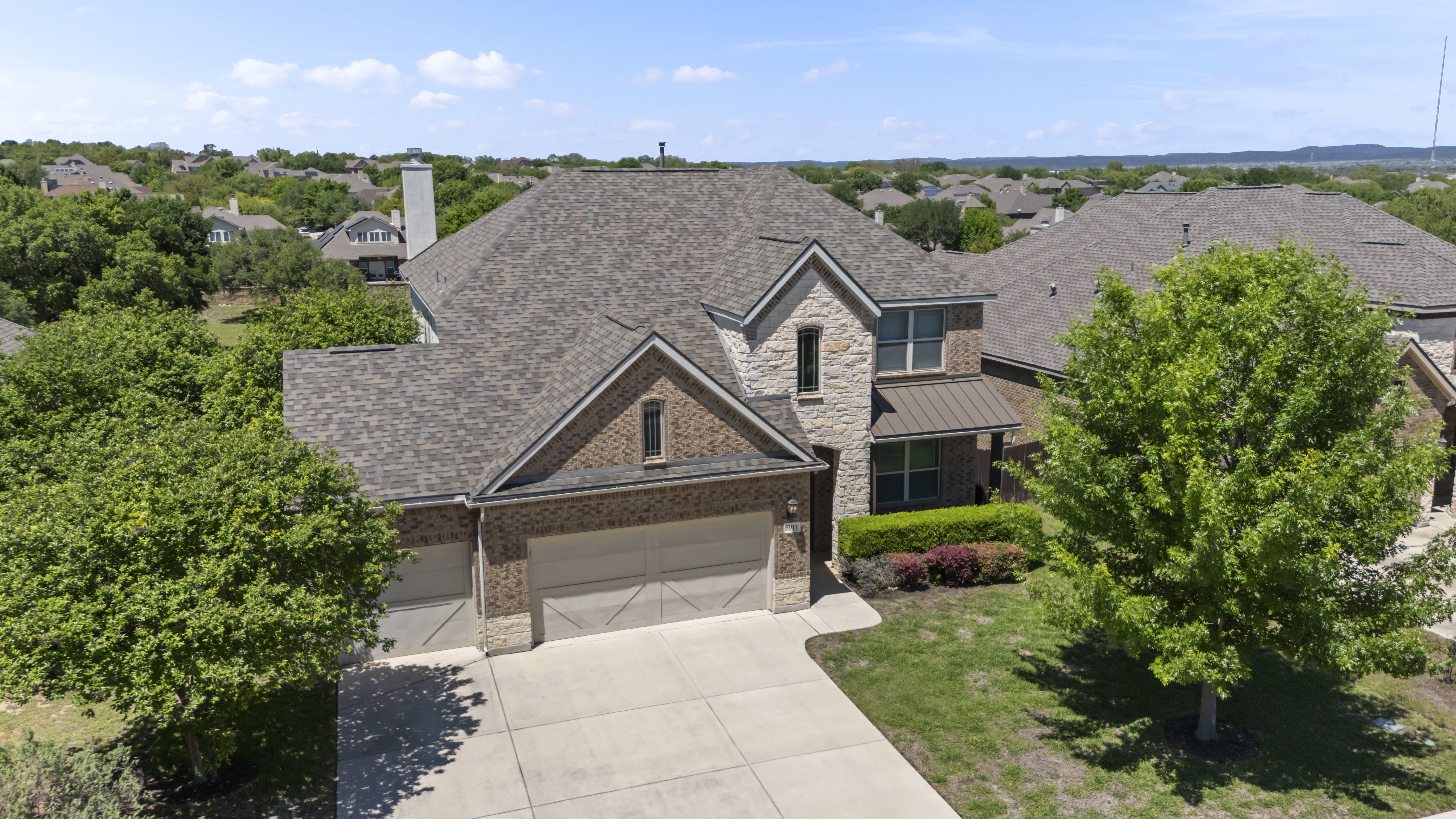  Flexible Living + Game Room in Desirable Northside ISD - 物件實景