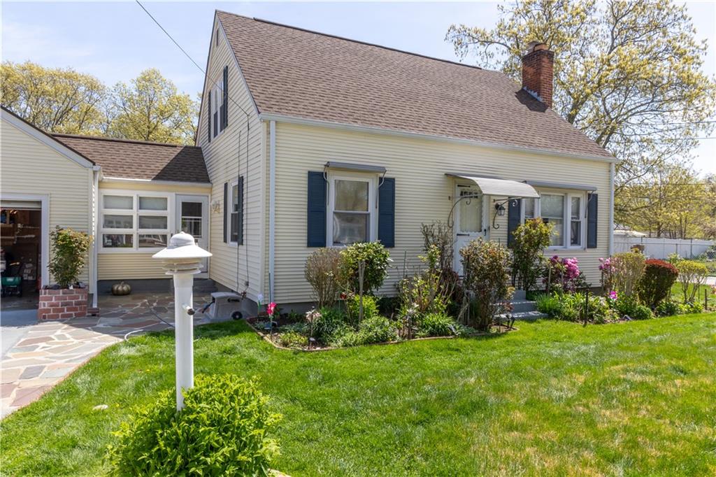 Warwick, Rhode Island, 02886, United States, 4 Bedrooms Bedrooms, ,1 BathroomBathrooms,Residential,For Sale,1943403