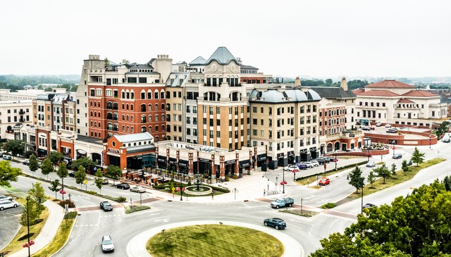 Carmel, Indiana, 46032, United States, 3 Bedrooms Bedrooms, ,4 BathroomsBathrooms,Residential,For Sale,2000560