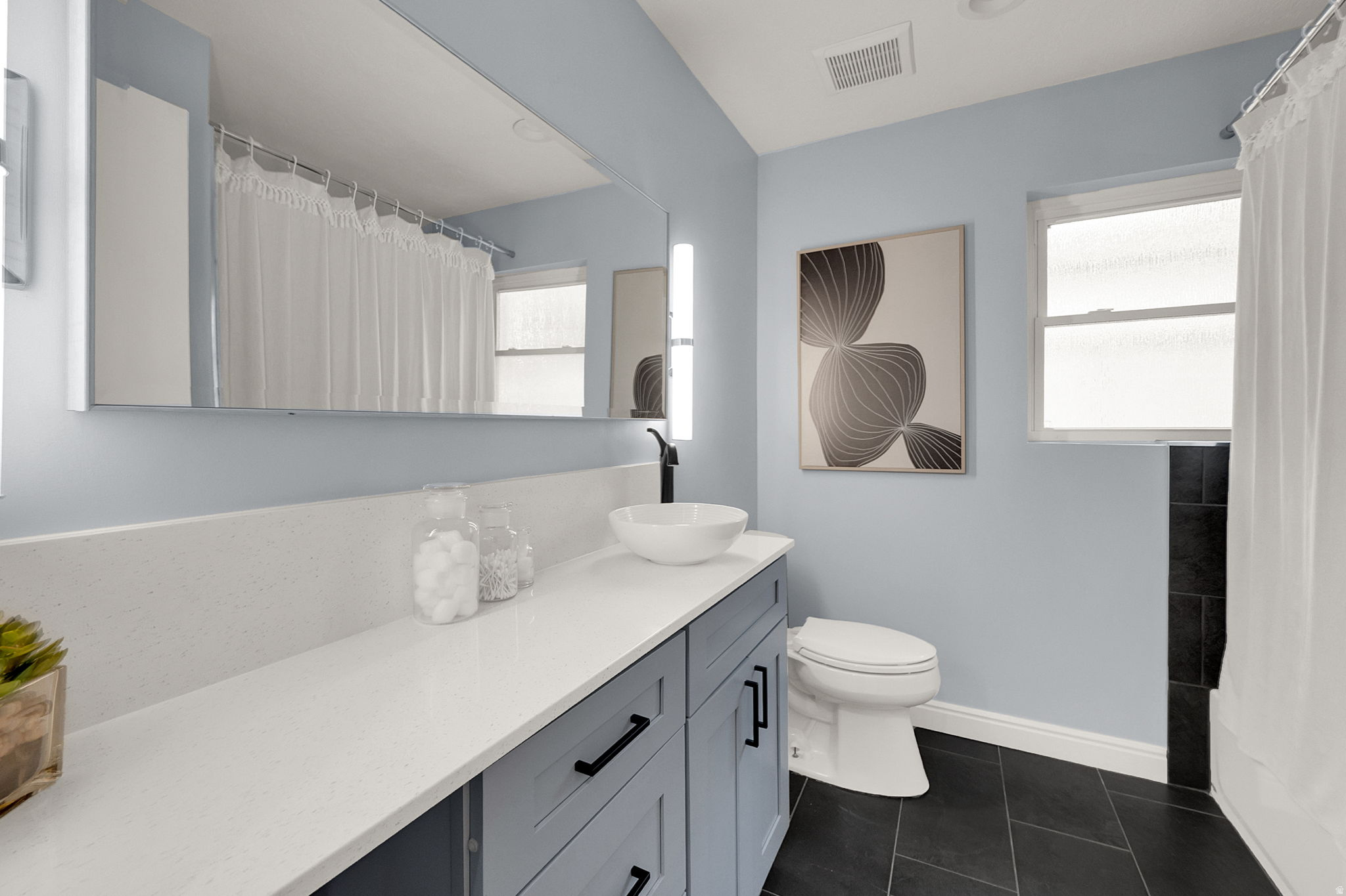 Salt Lake City, Utah, 84108, United States, 4 Bedrooms Bedrooms, ,2 BathroomsBathrooms,Residential,For Sale,1989223