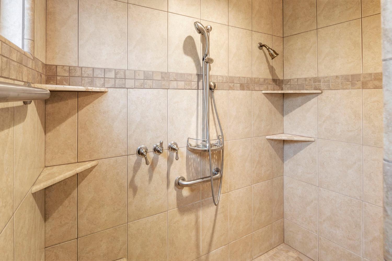 Auburn, California, 95603, United States, 3 Bedrooms Bedrooms, ,2 BathroomsBathrooms,Residential,For Sale,1998771