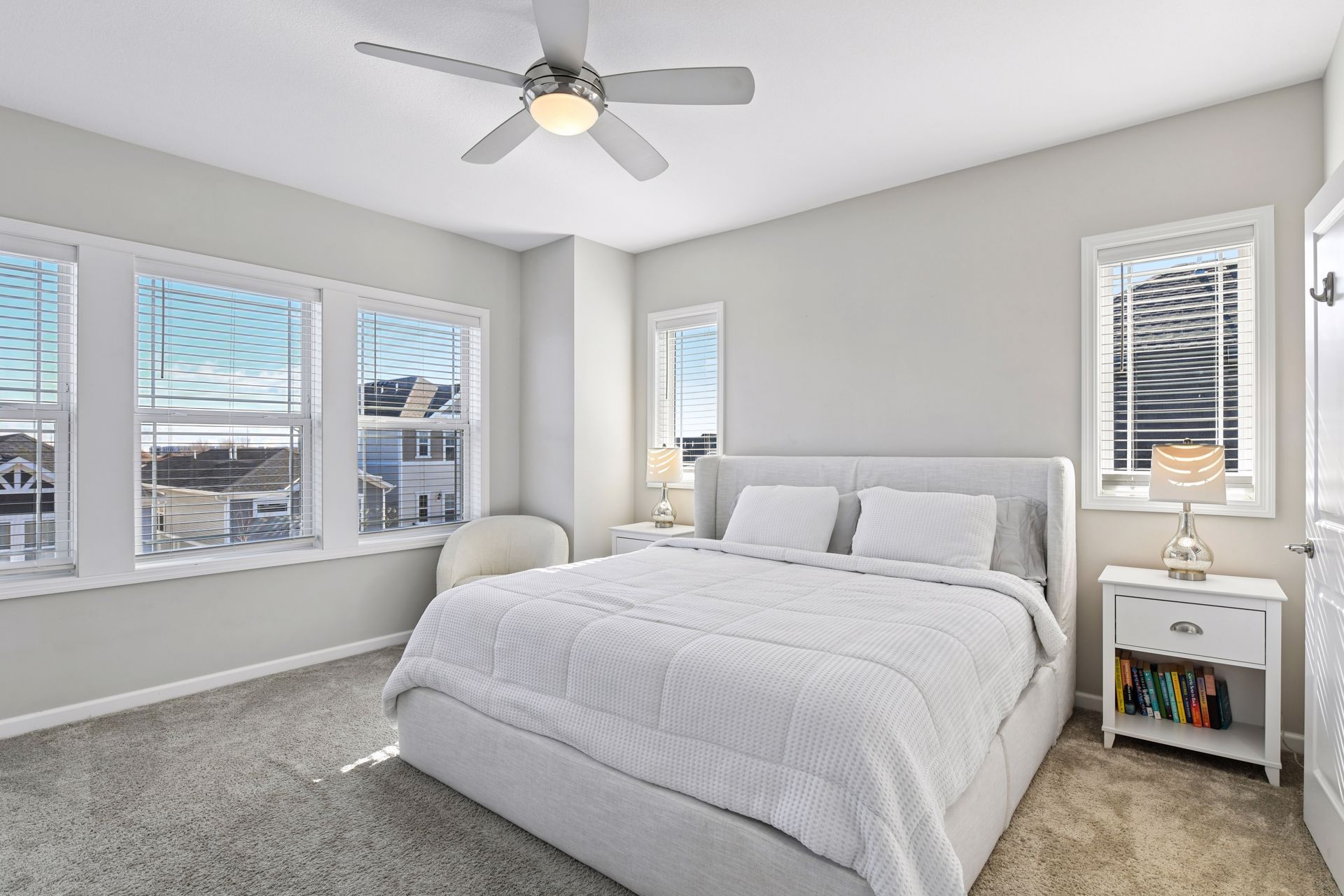  Refined Living in Prime Location - 物件實景