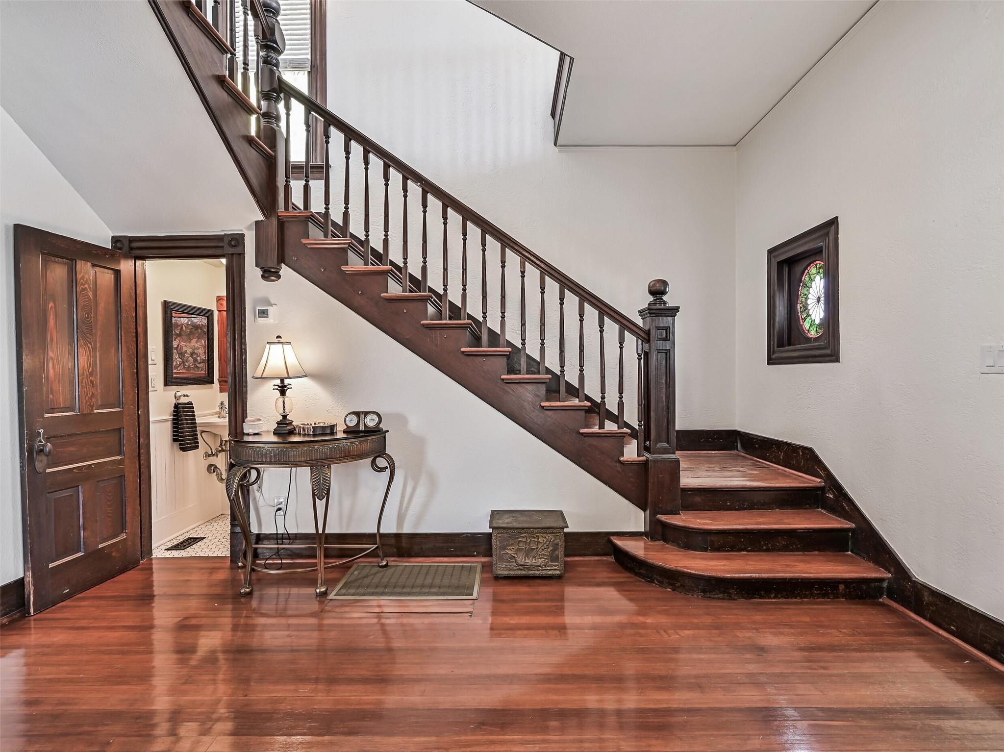 Galveston, Texas, 77550, United States, 4 Bedrooms Bedrooms, ,3 BathroomsBathrooms,Residential,For Sale,1818461