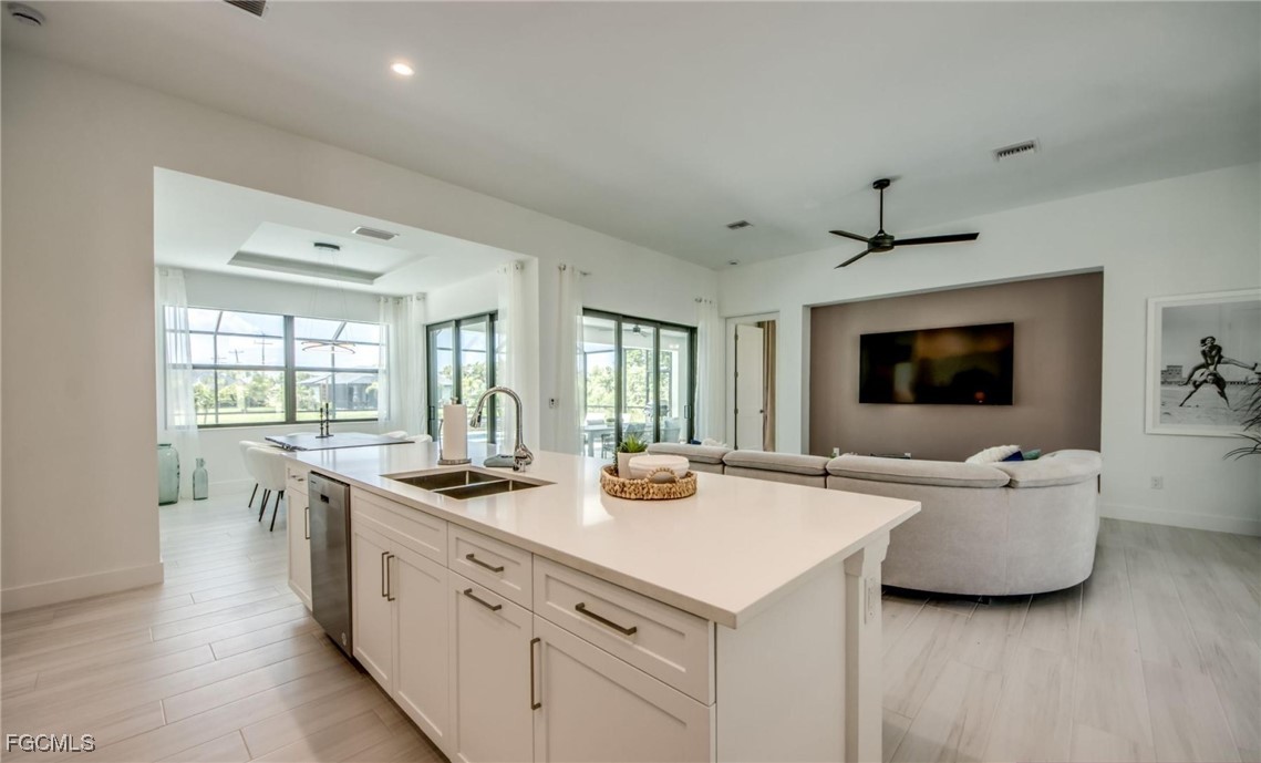 Cape Coral, Florida, 33914, United States, 3 Bedrooms Bedrooms, ,2 BathroomsBathrooms,Residential,For Sale,2009970