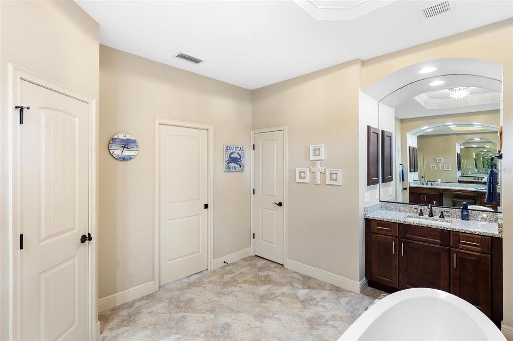 Rotonda West, Florida, 33947, United States, 3 Bedrooms Bedrooms, ,3 BathroomsBathrooms,Residential,For Sale,1940438