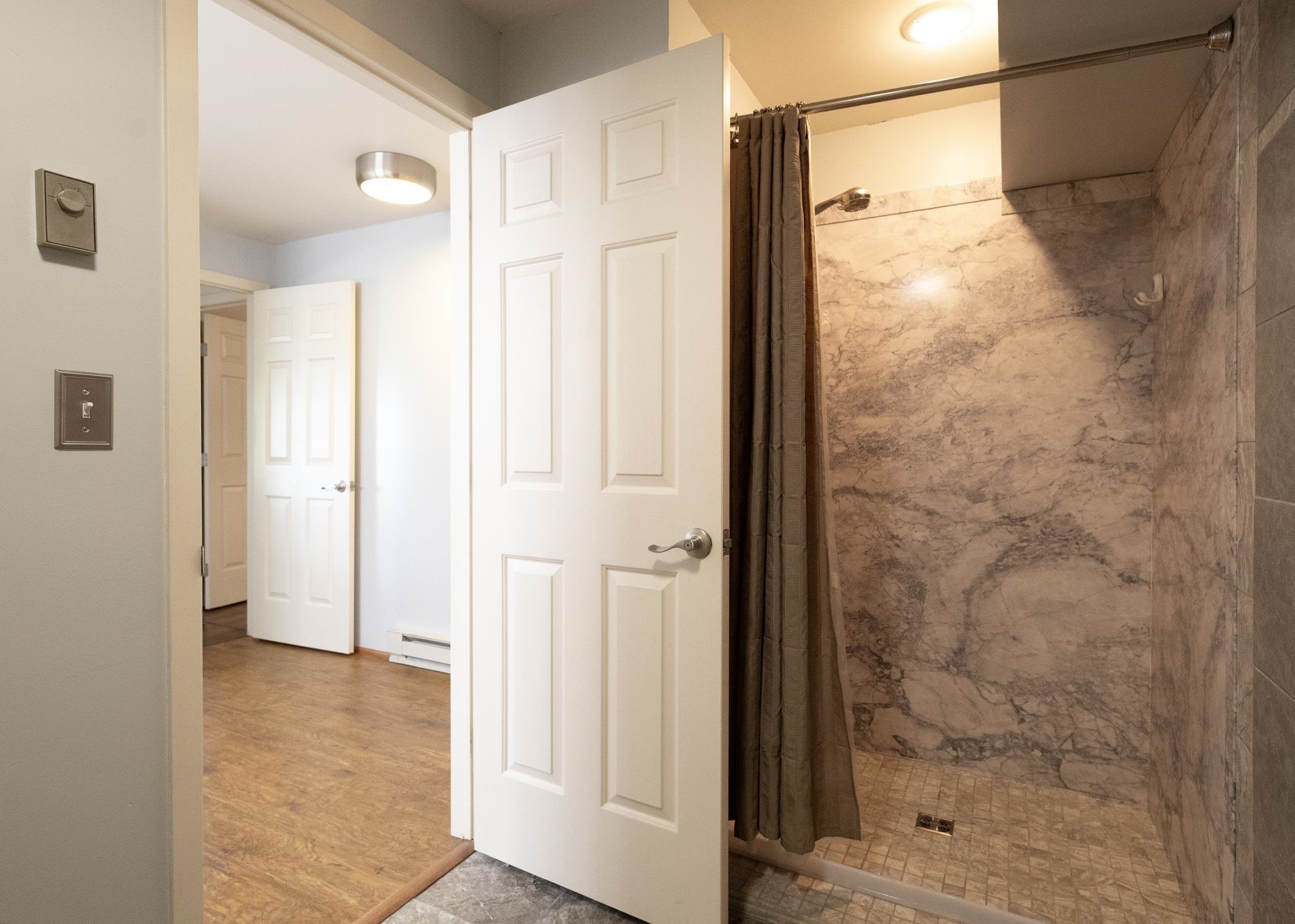 Duluth, Minnesota, 55805, United States, 4 Bedrooms Bedrooms, ,2 BathroomsBathrooms,Residential,For Sale,1941735
