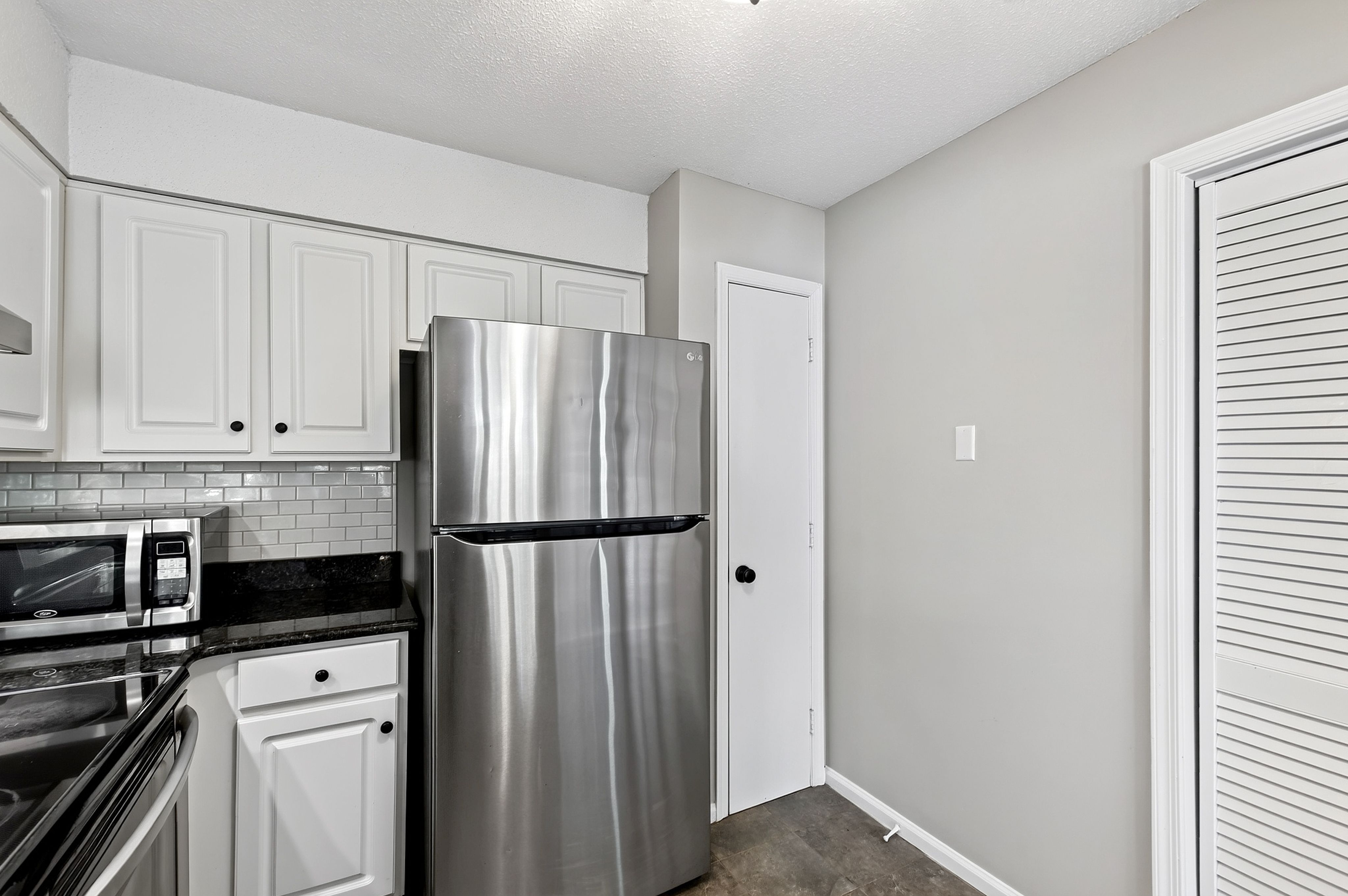  1061 Wirewood Drive, Raleigh, NC 27605 - 物件實景
