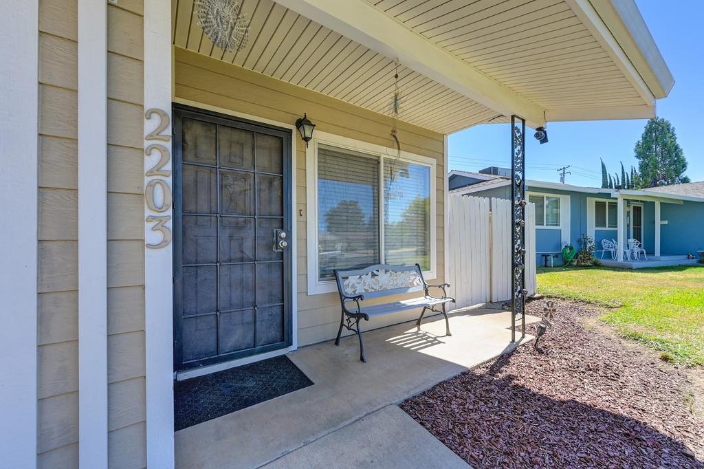 Rancho Cordova, California, 95670, United States, ,Residential,For Sale,1926276